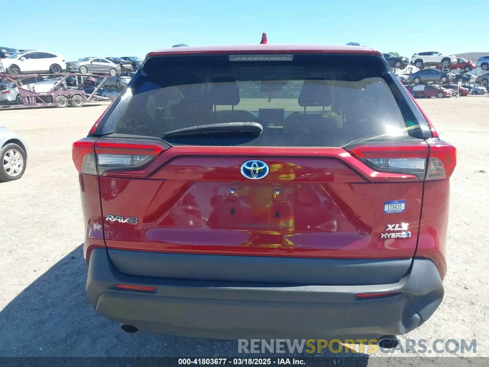 17 Photograph of a damaged car 4T3B6RFV3MU047815 TOYOTA RAV4 HYBRID 2021