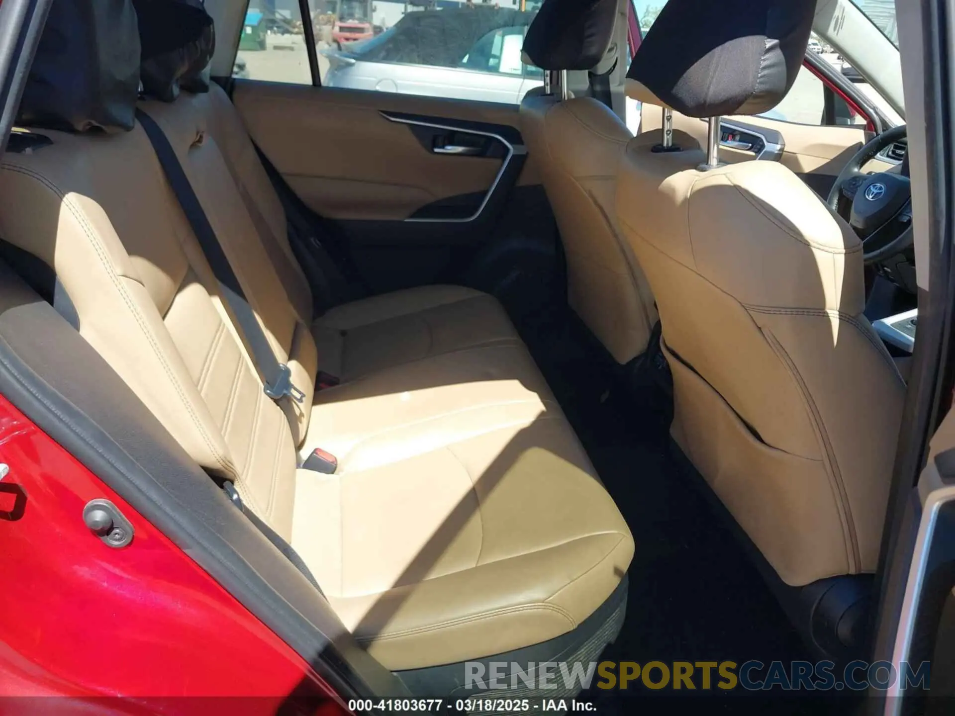 8 Photograph of a damaged car 4T3B6RFV3MU047815 TOYOTA RAV4 HYBRID 2021