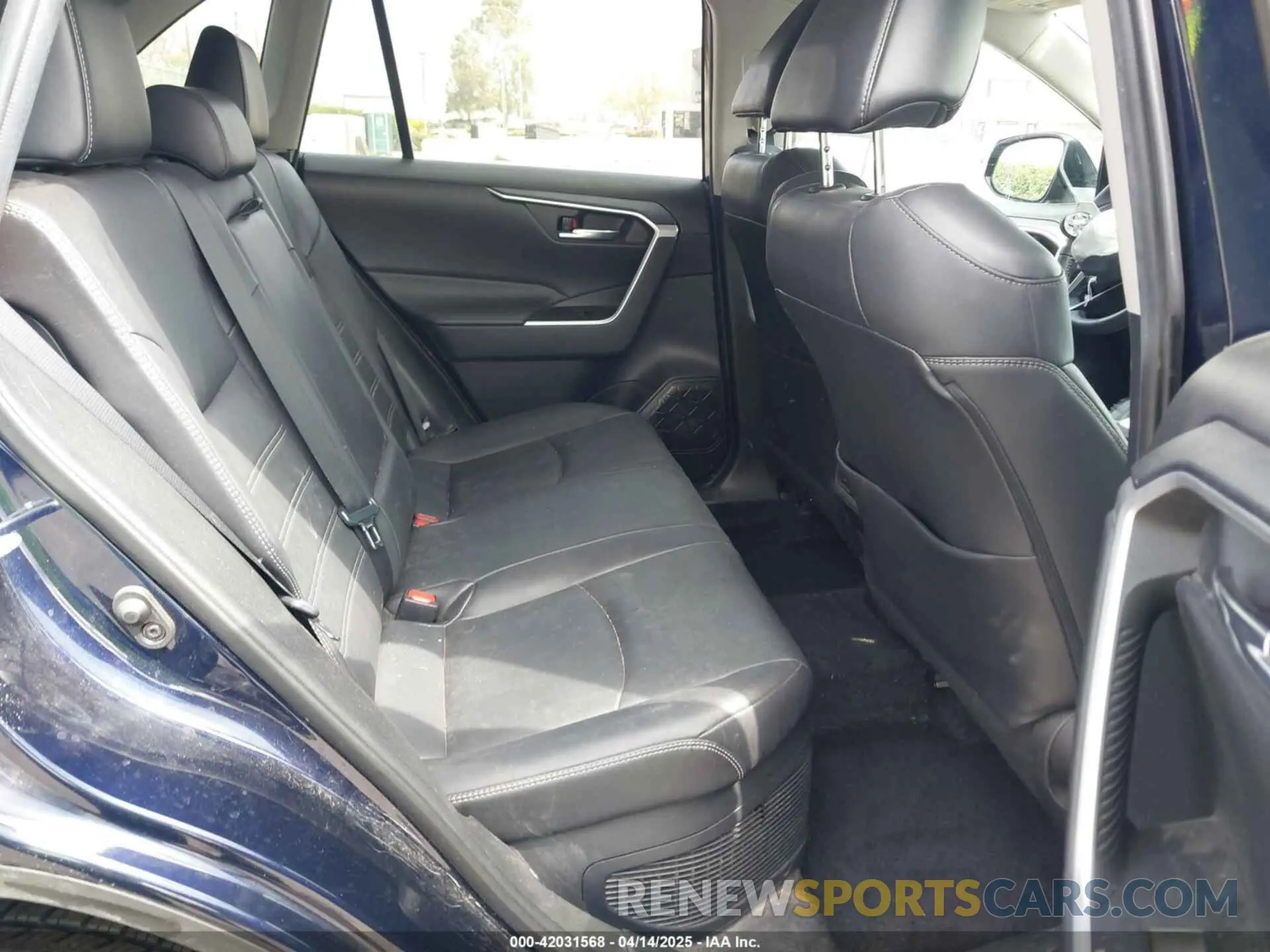 8 Фотография поврежденного автомобиля 4T3B6RFV5MU049808 TOYOTA RAV4 HYBRID 2021