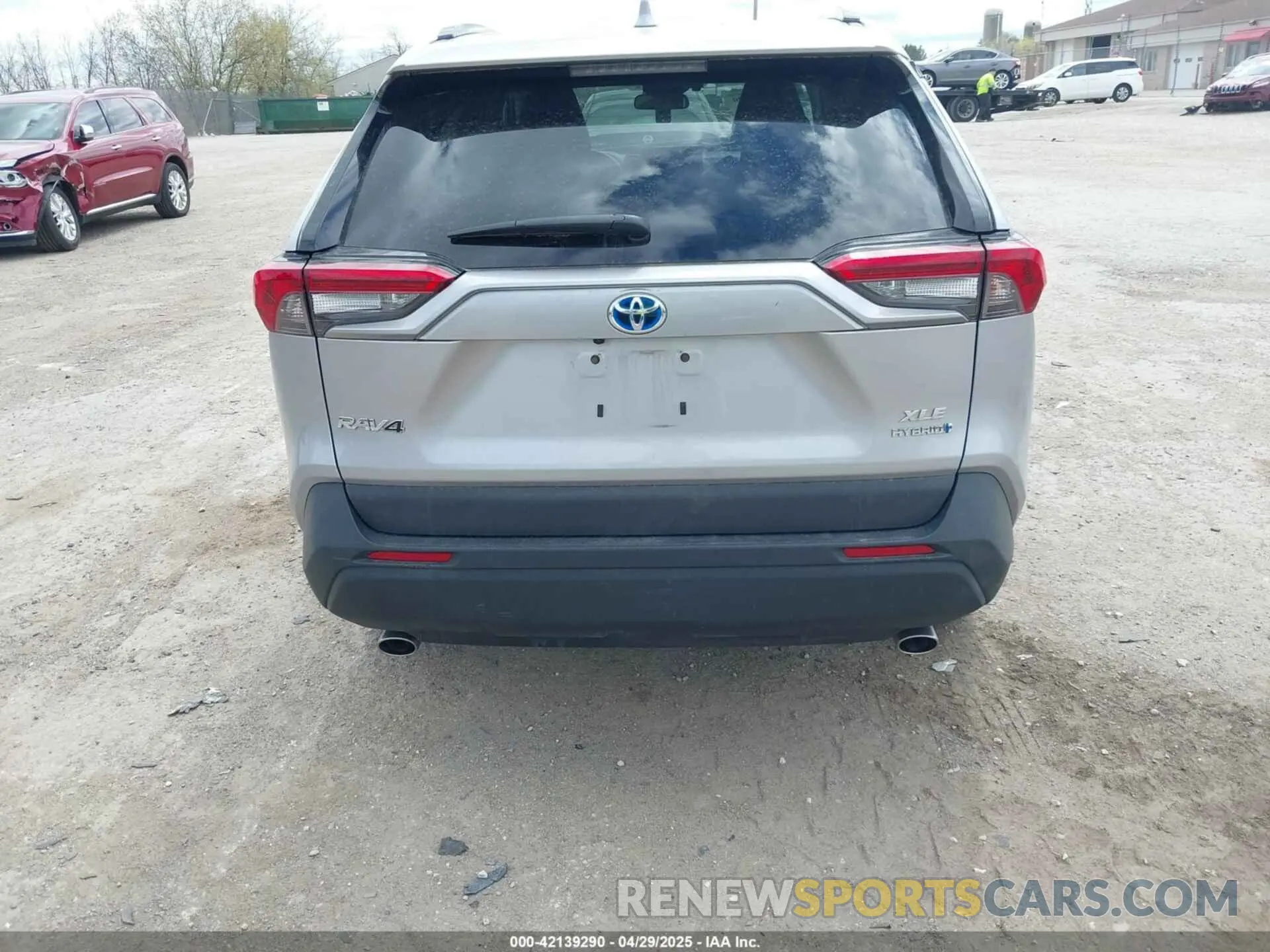 16 Photograph of a damaged car 4T3B6RFV6MU021452 TOYOTA RAV4 HYBRID 2021