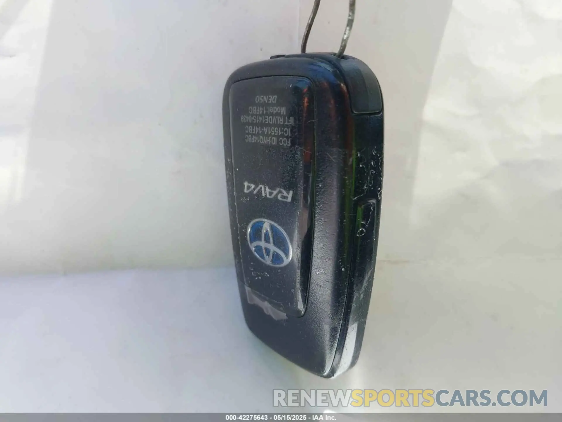 11 Photograph of a damaged car 4T3B6RFV7MU044710 TOYOTA RAV4 HYBRID 2021