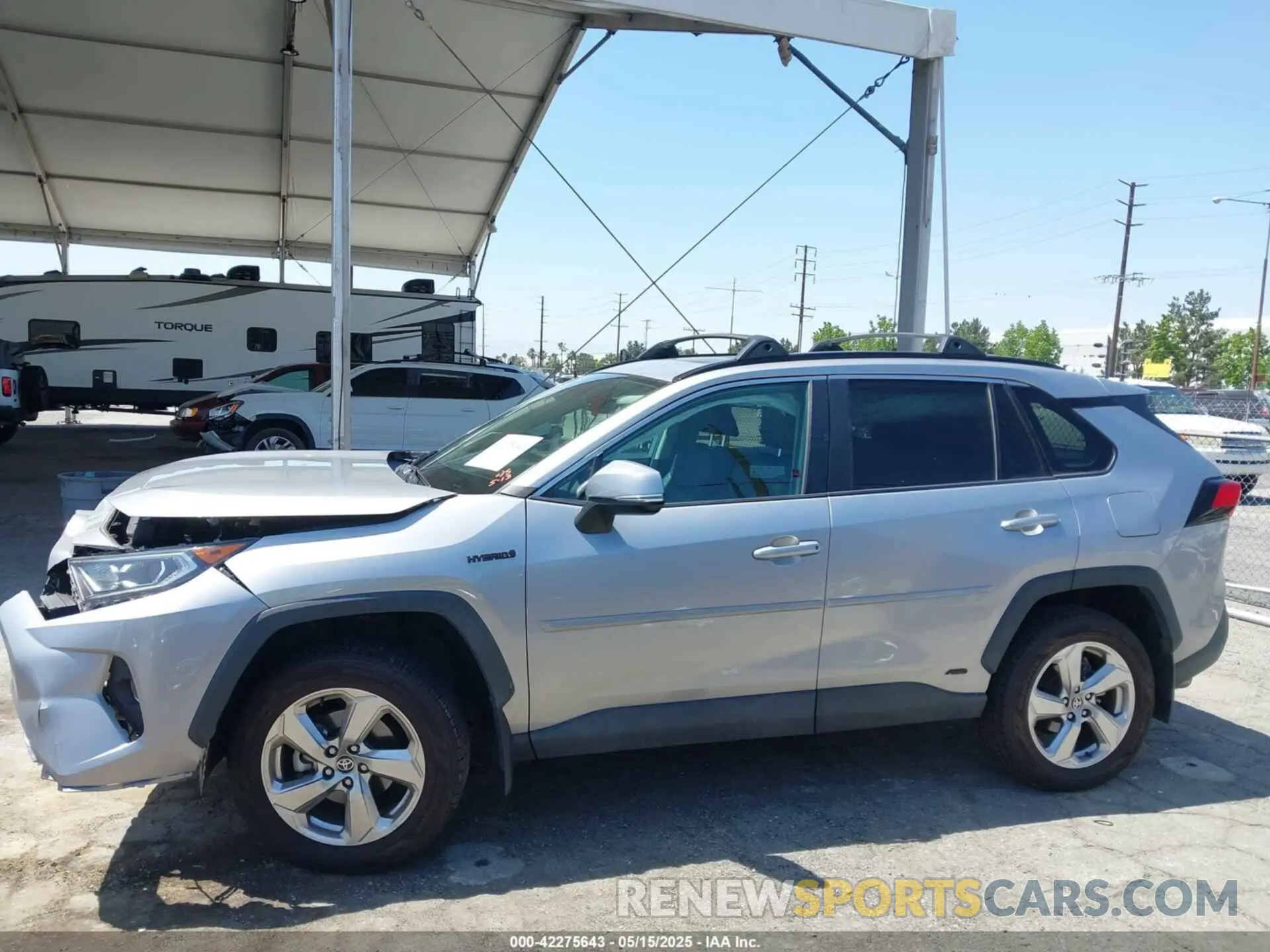 15 Photograph of a damaged car 4T3B6RFV7MU044710 TOYOTA RAV4 HYBRID 2021