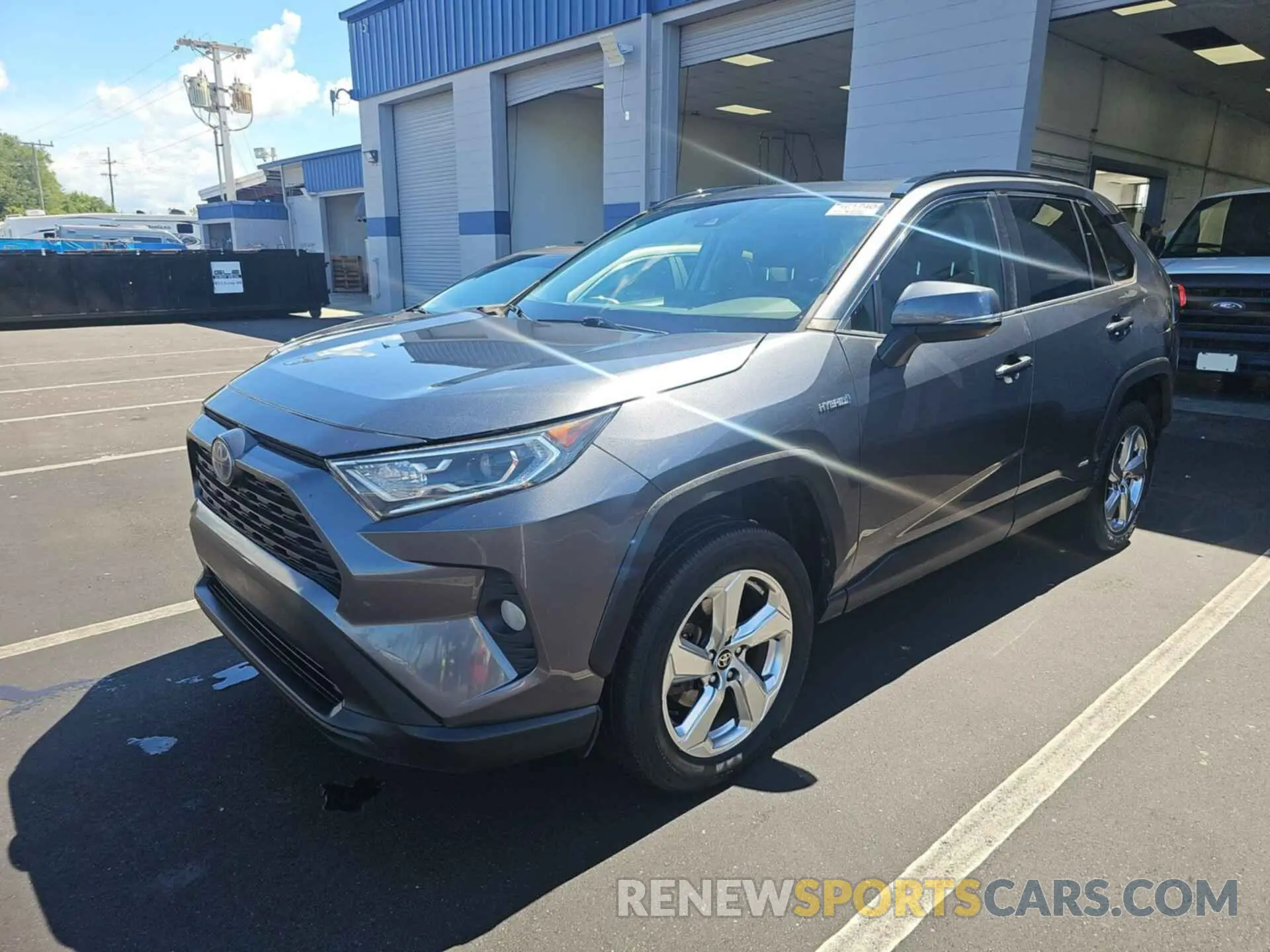 2 Photograph of a damaged car 4T3B6RFV8MU032050 TOYOTA RAV4 HYBRID 2021
