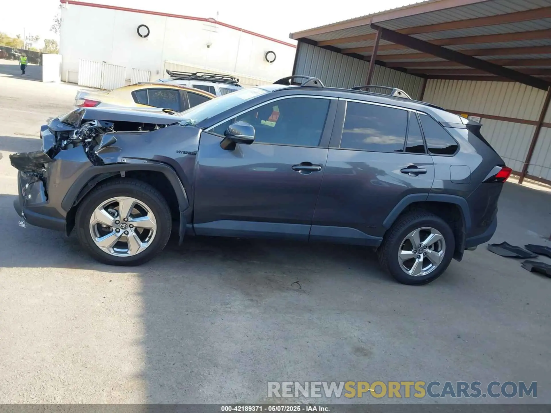 14 Фотография поврежденного автомобиля 4T3B6RFV8MU038883 TOYOTA RAV4 HYBRID 2021