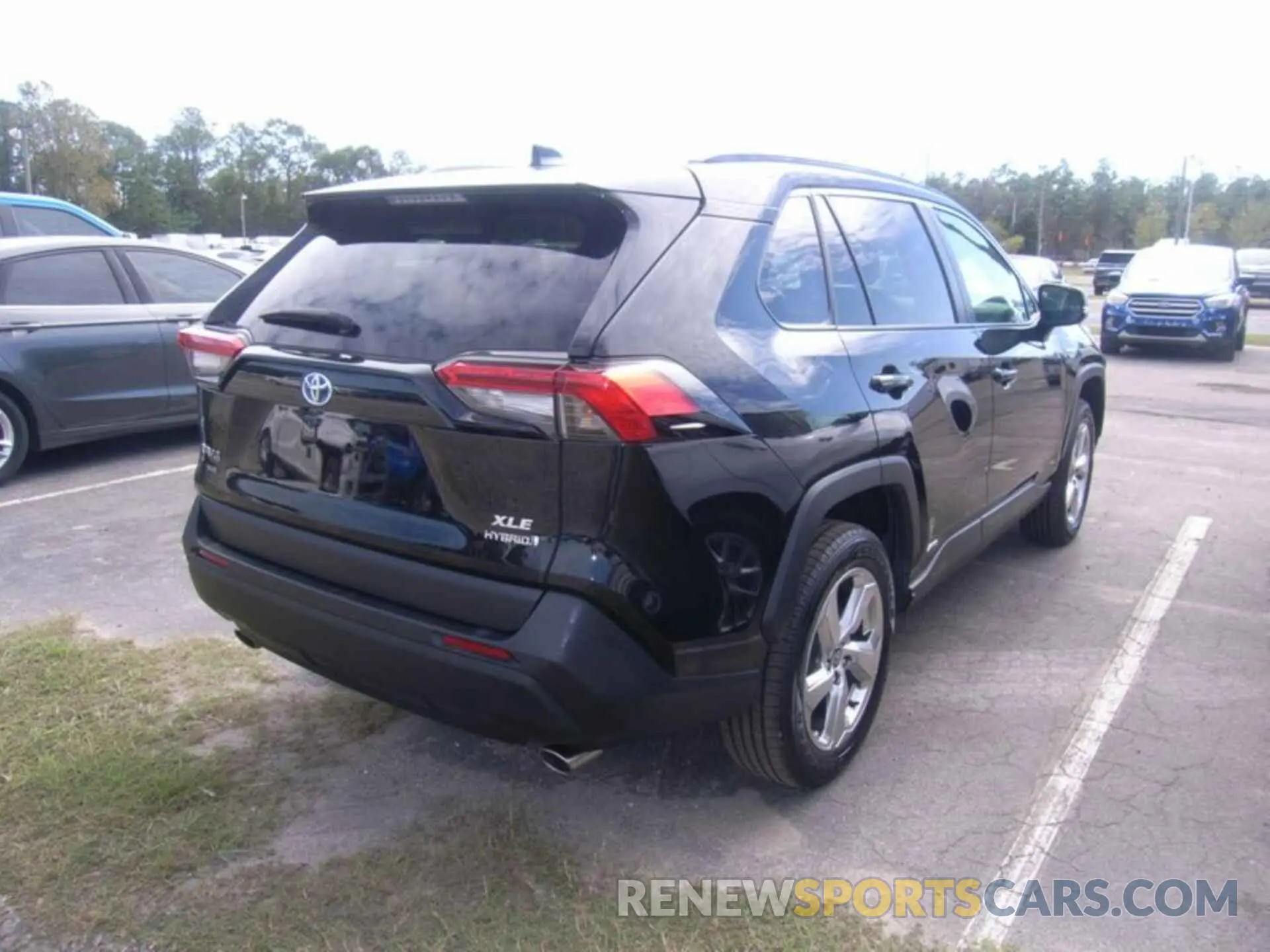 4 Photograph of a damaged car 4T3B6RFVXMU032163 TOYOTA RAV4 HYBRID 2021