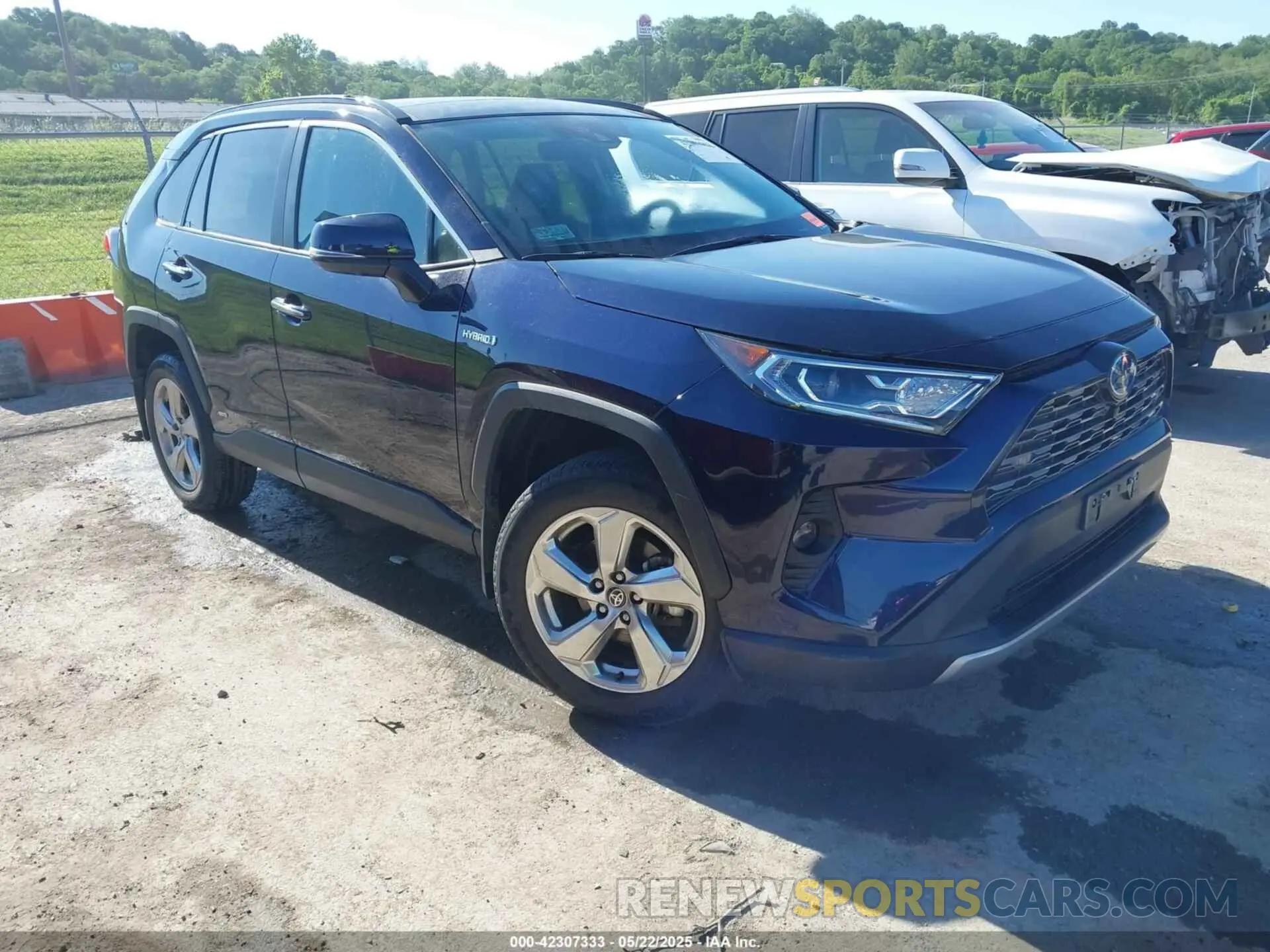 1 Фотография поврежденного автомобиля 4T3D6RFV2MU039844 TOYOTA RAV4 HYBRID 2021