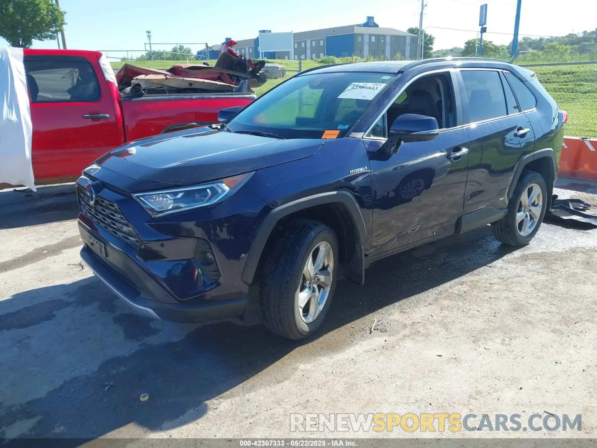 2 Фотография поврежденного автомобиля 4T3D6RFV2MU039844 TOYOTA RAV4 HYBRID 2021