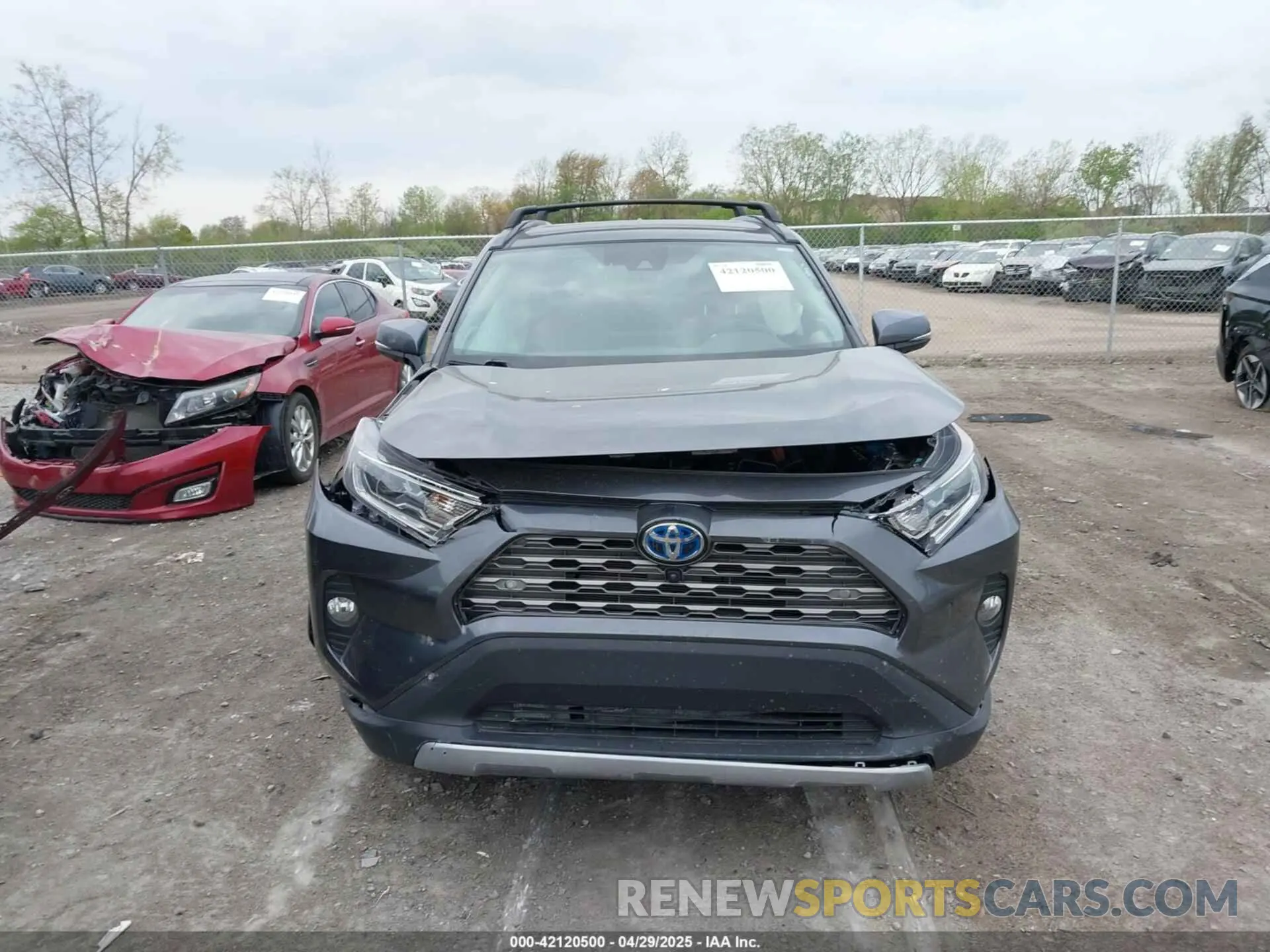 12 Photograph of a damaged car 4T3D6RFVXMU028235 TOYOTA RAV4 HYBRID 2021