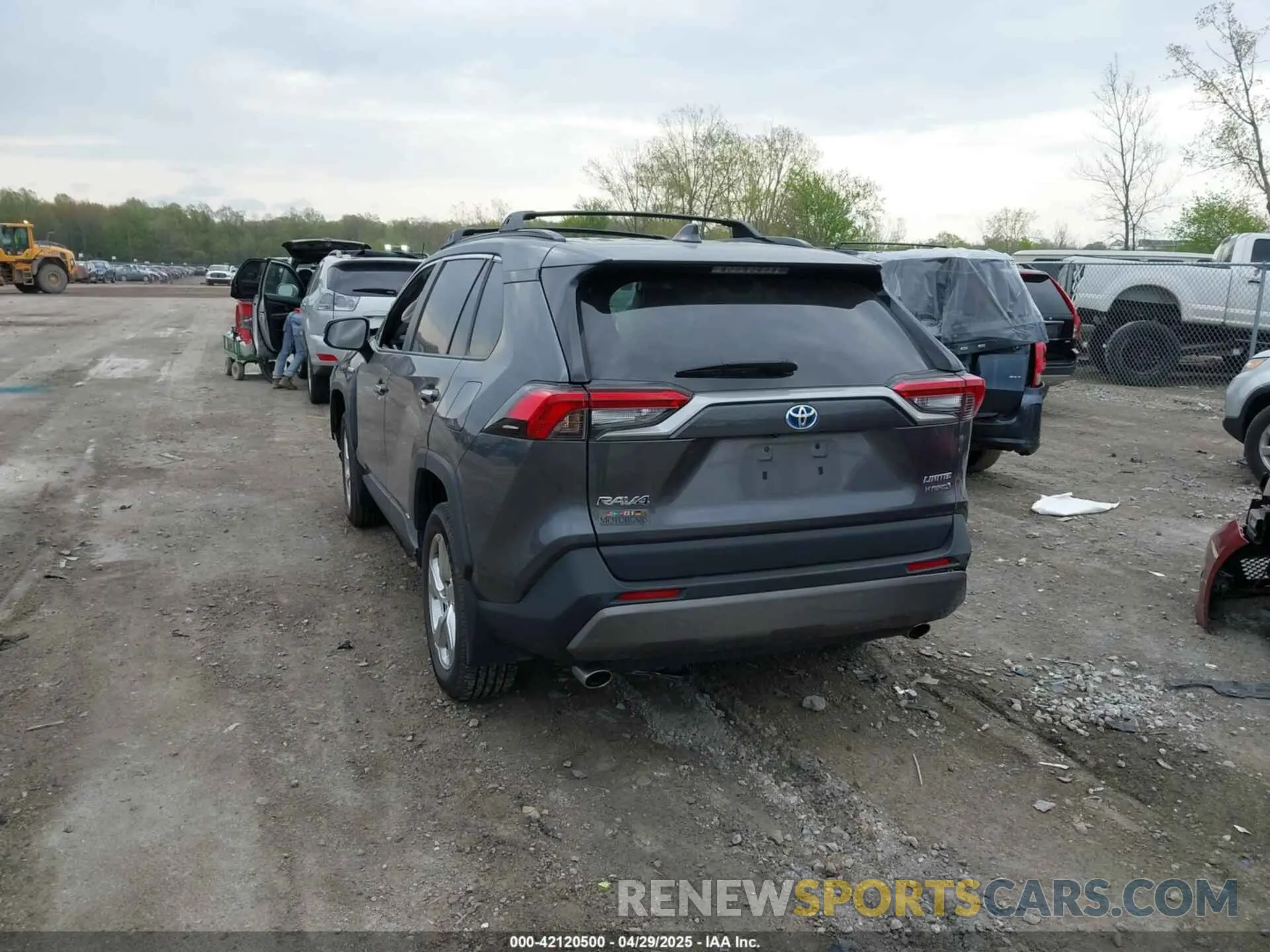3 Photograph of a damaged car 4T3D6RFVXMU028235 TOYOTA RAV4 HYBRID 2021
