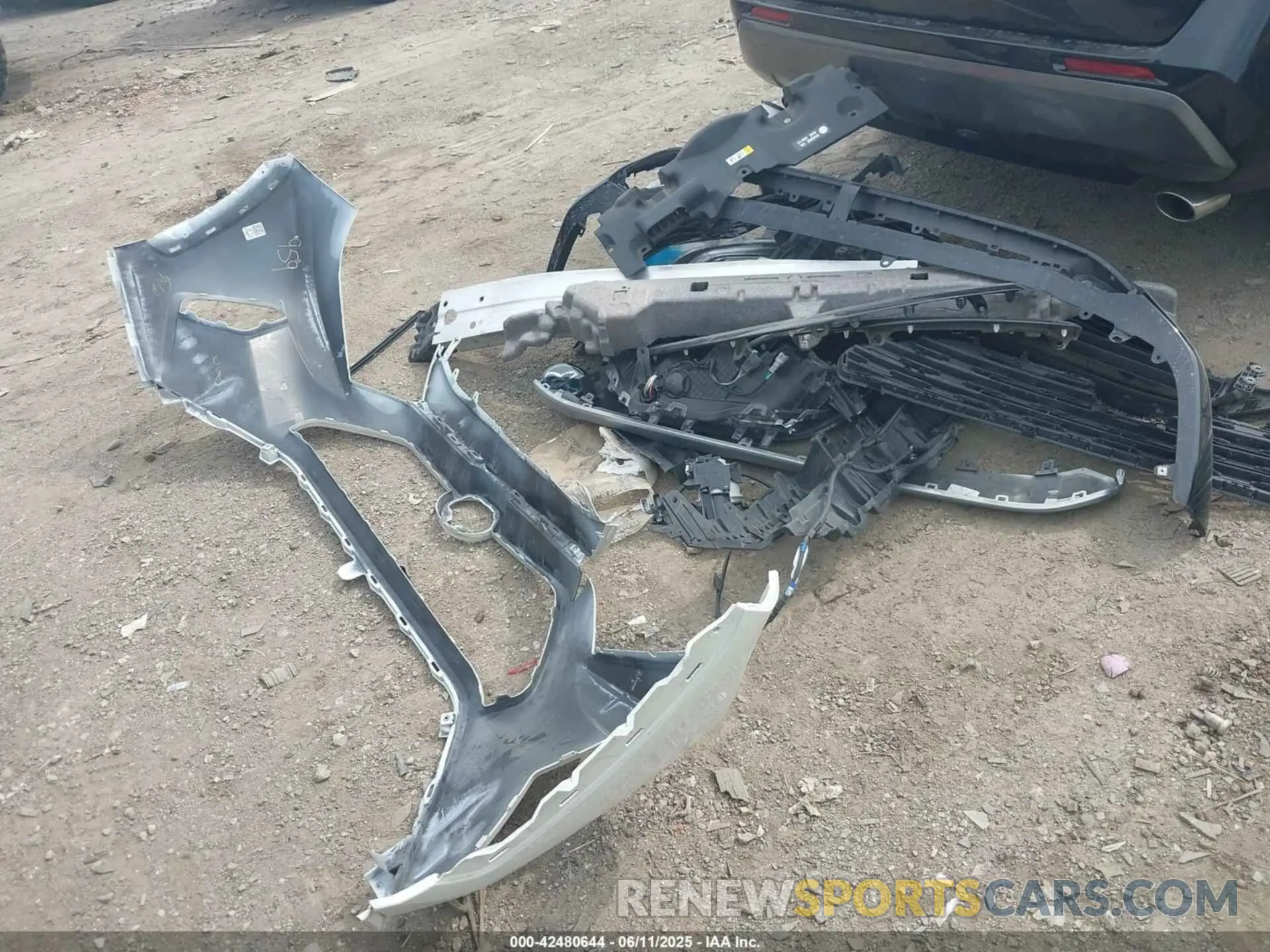 12 Photograph of a damaged car 4T3E6RFV0MU063287 TOYOTA RAV4 HYBRID 2021