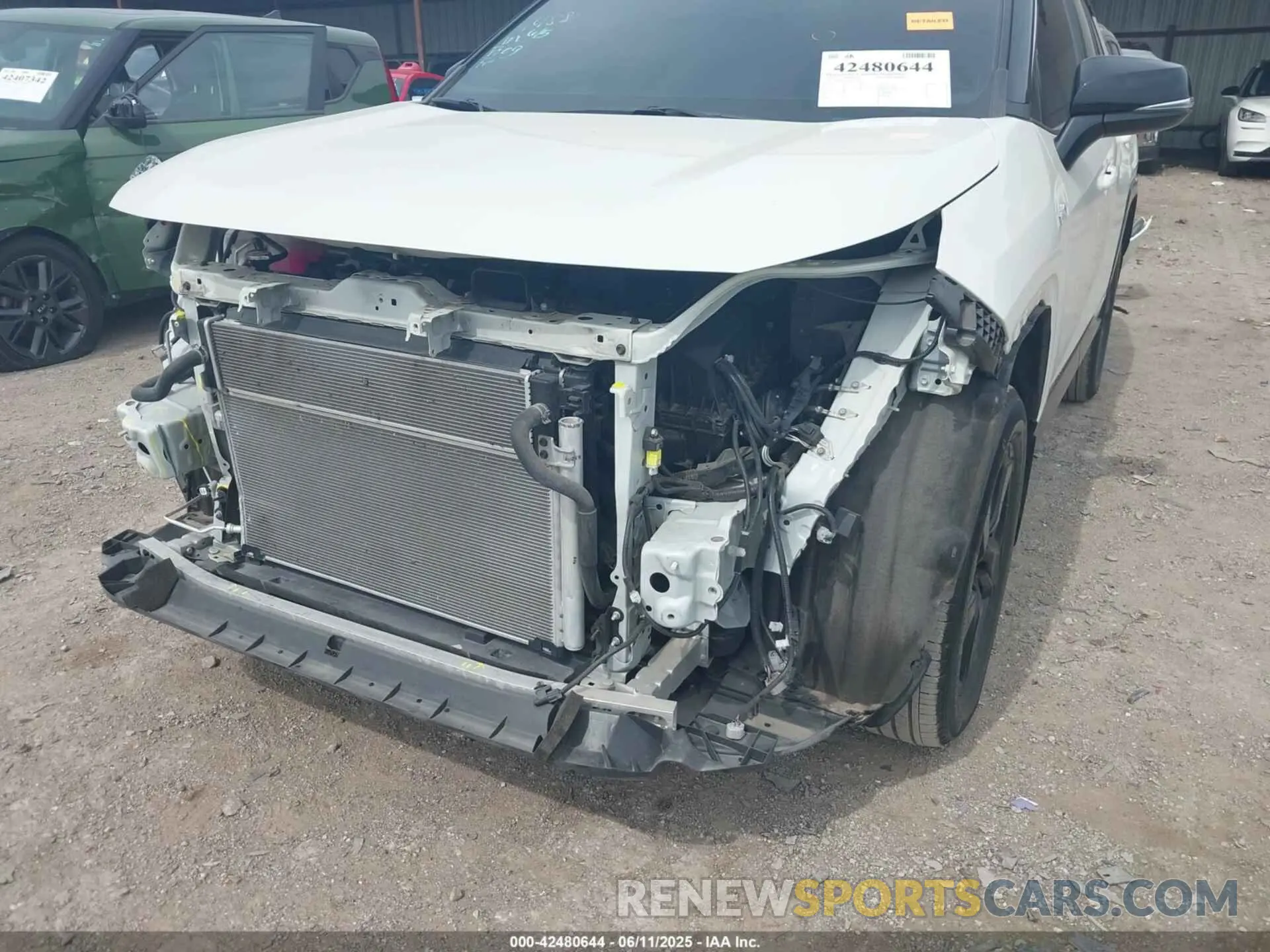 18 Photograph of a damaged car 4T3E6RFV0MU063287 TOYOTA RAV4 HYBRID 2021