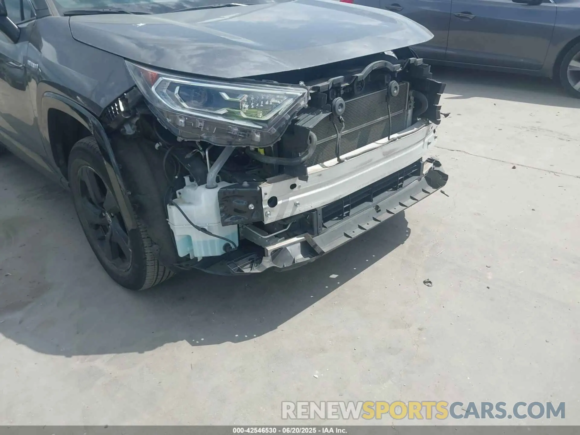 21 Photograph of a damaged car 4T3E6RFV1MU063492 TOYOTA RAV4 HYBRID 2021