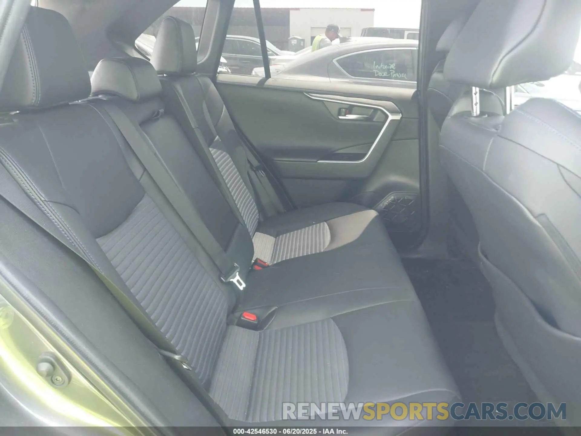 8 Photograph of a damaged car 4T3E6RFV1MU063492 TOYOTA RAV4 HYBRID 2021