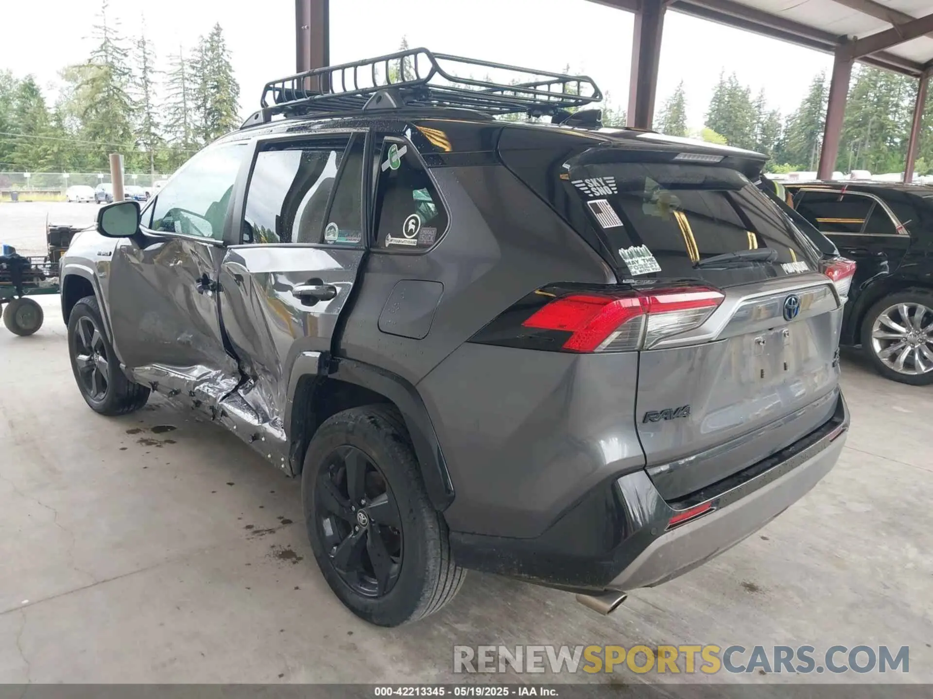 3 Photograph of a damaged car 4T3E6RFV2MU007724 TOYOTA RAV4 HYBRID 2021