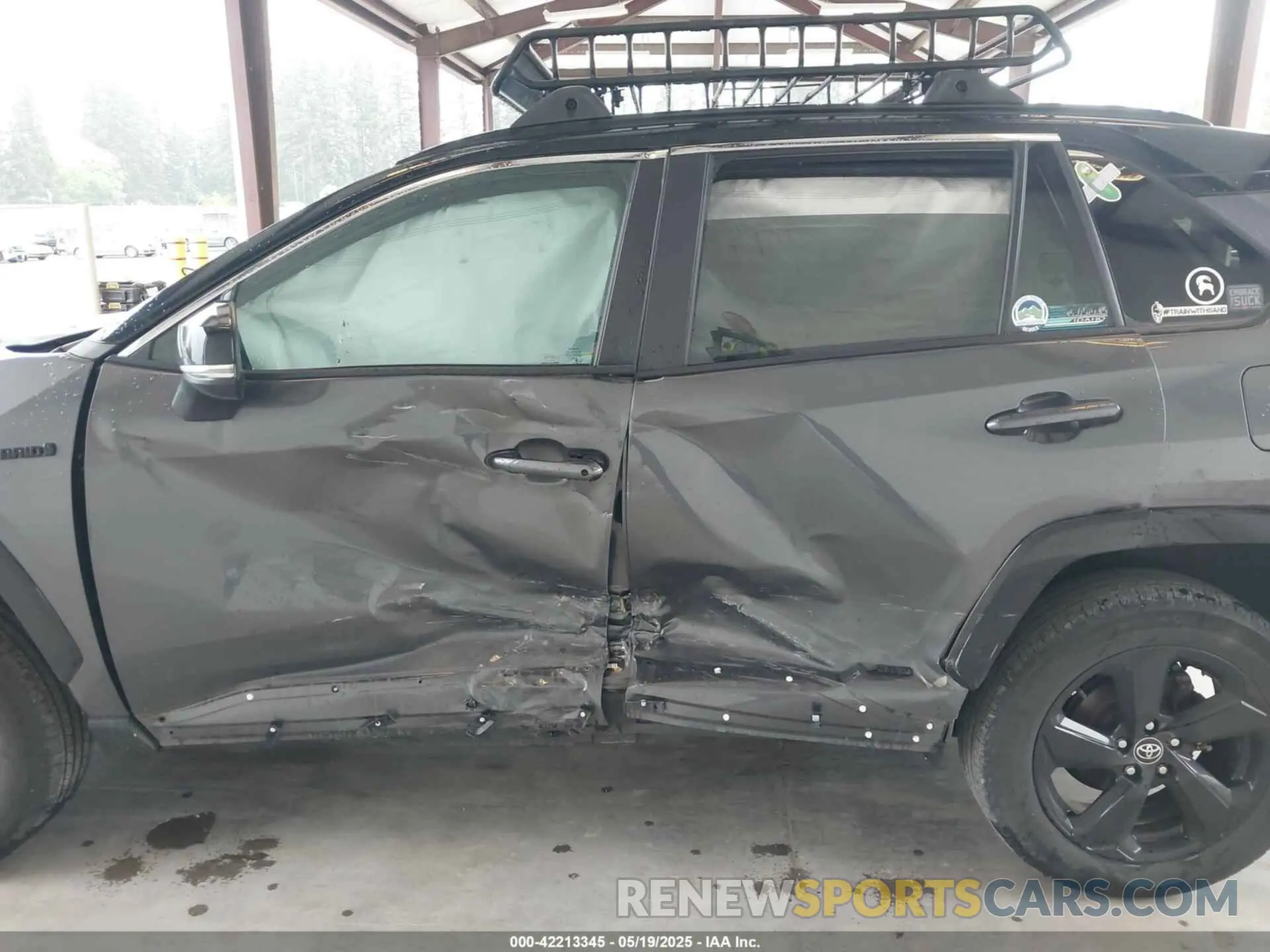 6 Photograph of a damaged car 4T3E6RFV2MU007724 TOYOTA RAV4 HYBRID 2021