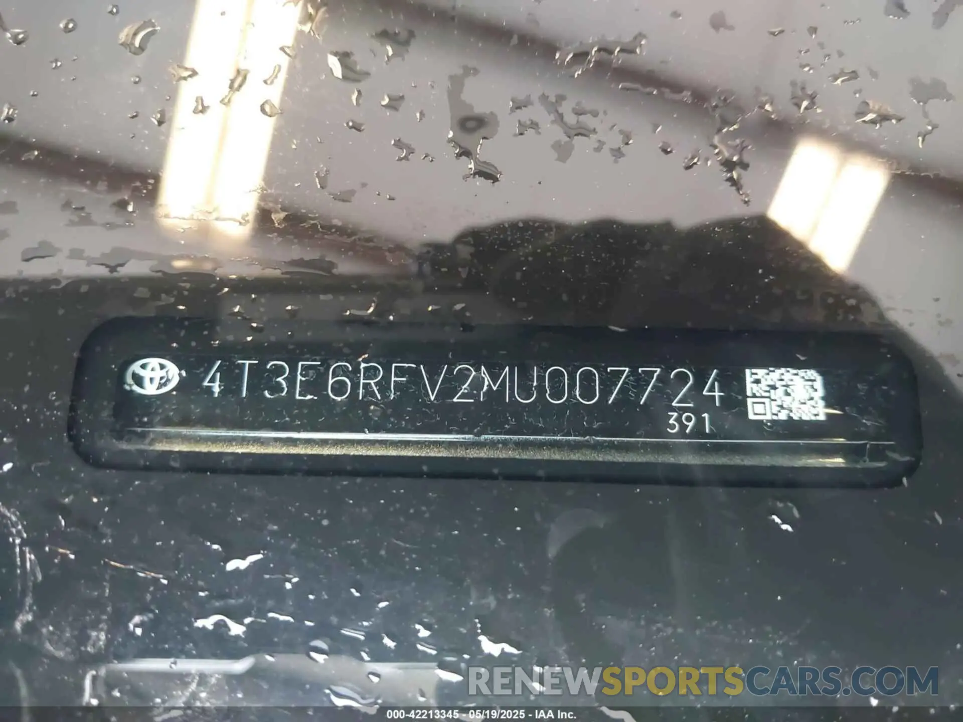 9 Photograph of a damaged car 4T3E6RFV2MU007724 TOYOTA RAV4 HYBRID 2021