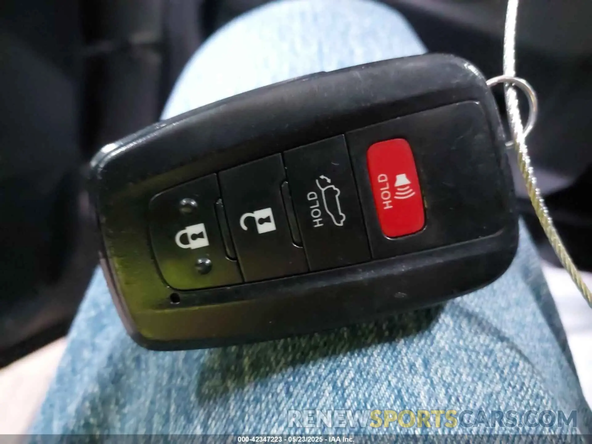 11 Photograph of a damaged car 4T3E6RFV5MU063382 TOYOTA RAV4 HYBRID 2021