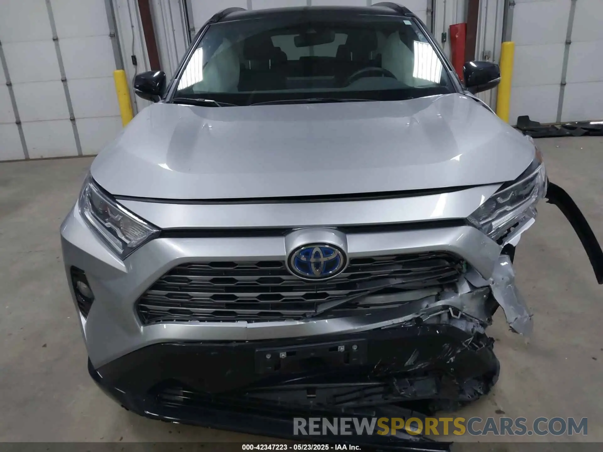 12 Photograph of a damaged car 4T3E6RFV5MU063382 TOYOTA RAV4 HYBRID 2021
