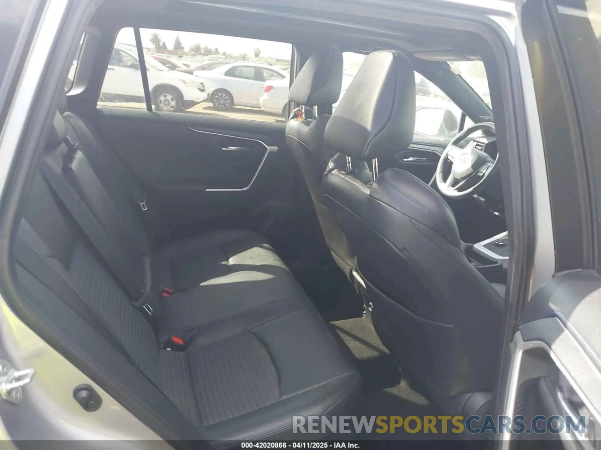 8 Фотография поврежденного автомобиля 4T3E6RFV6MU040399 TOYOTA RAV4 HYBRID 2021