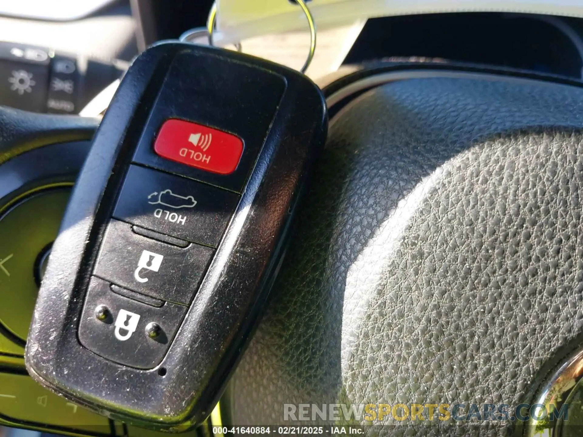 11 Photograph of a damaged car 4T3E6RFV7MU033736 TOYOTA RAV4 HYBRID 2021