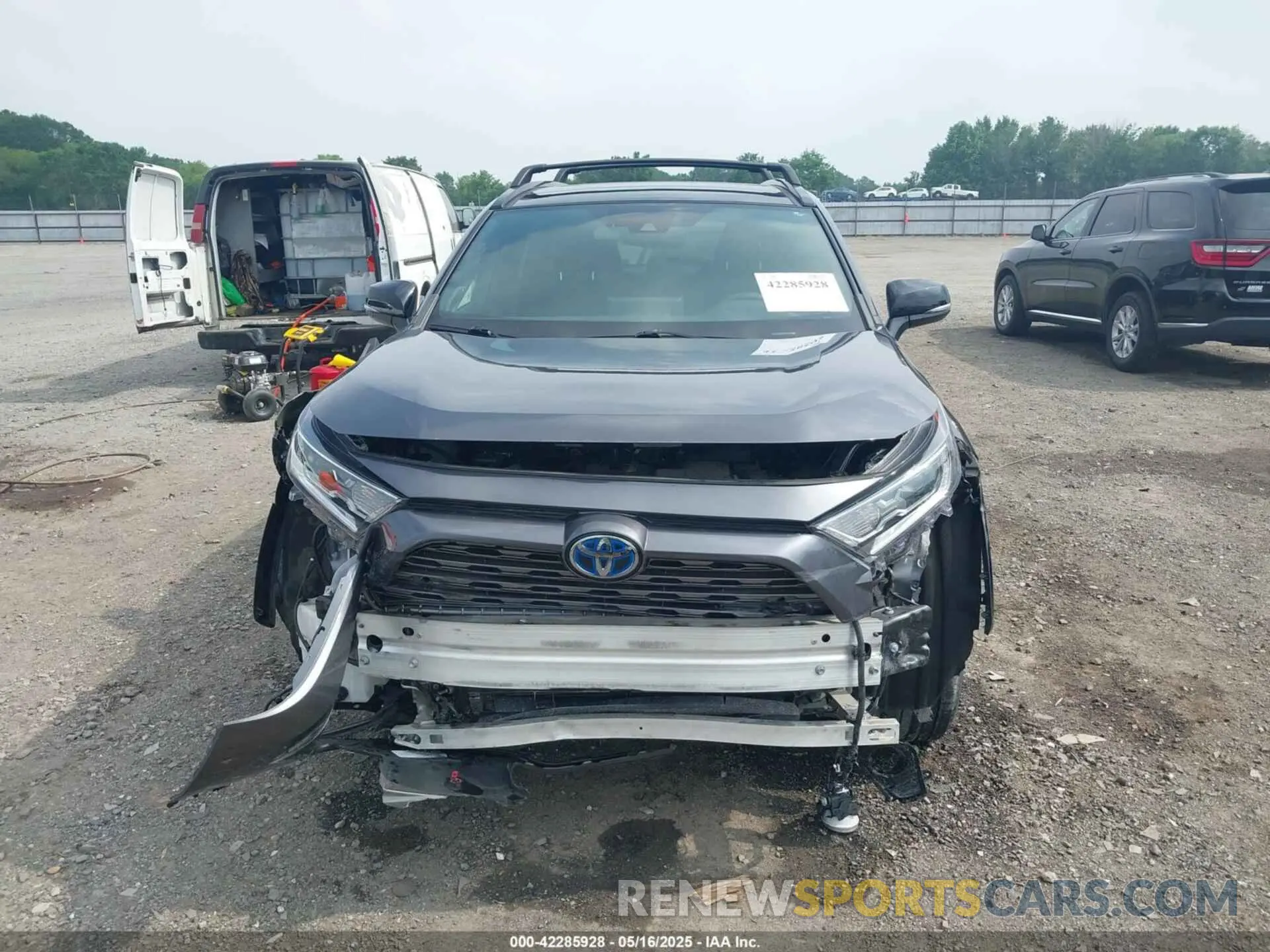 13 Photograph of a damaged car 4T3E6RFV7MU062914 TOYOTA RAV4 HYBRID 2021