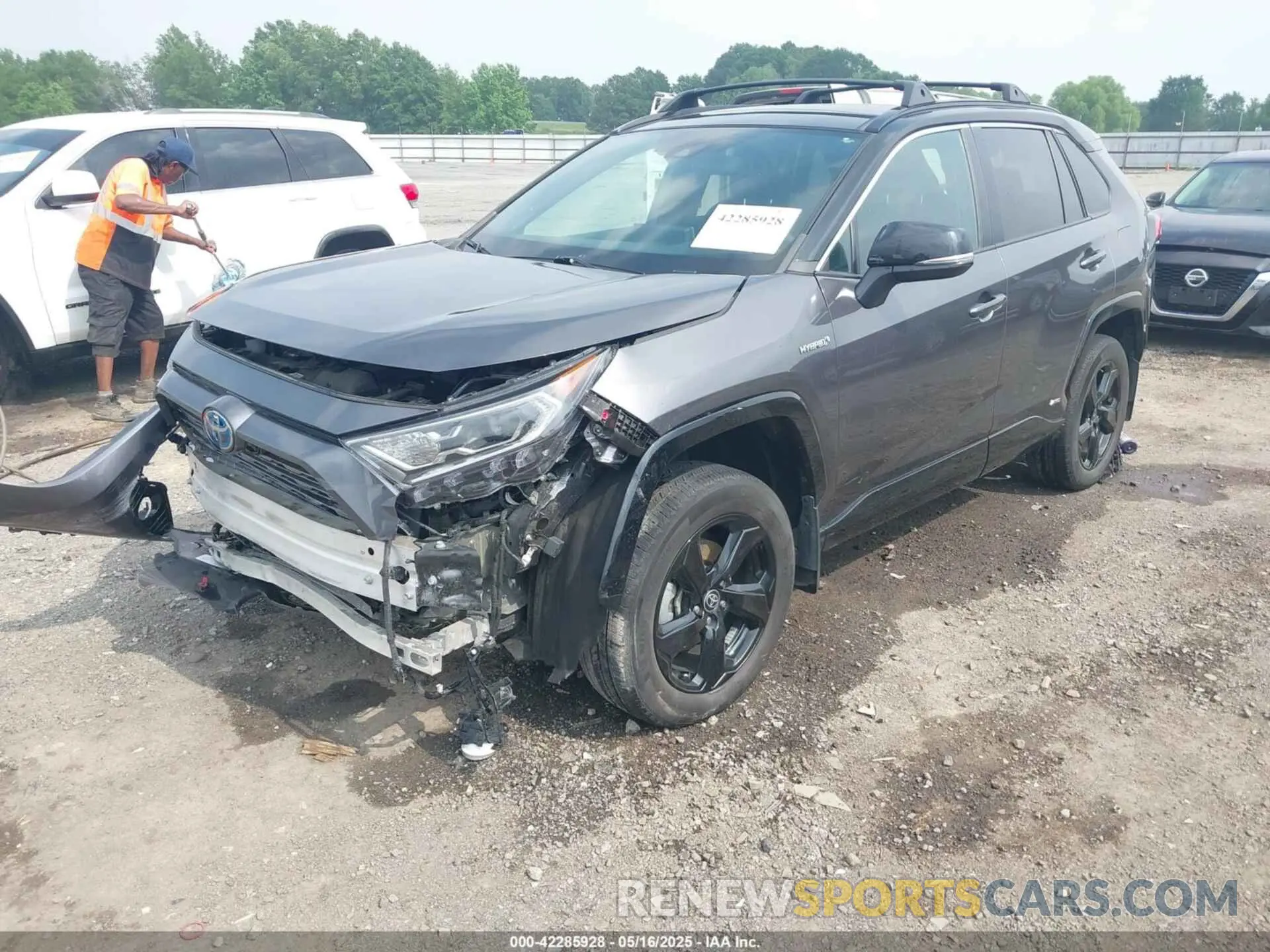 2 Photograph of a damaged car 4T3E6RFV7MU062914 TOYOTA RAV4 HYBRID 2021