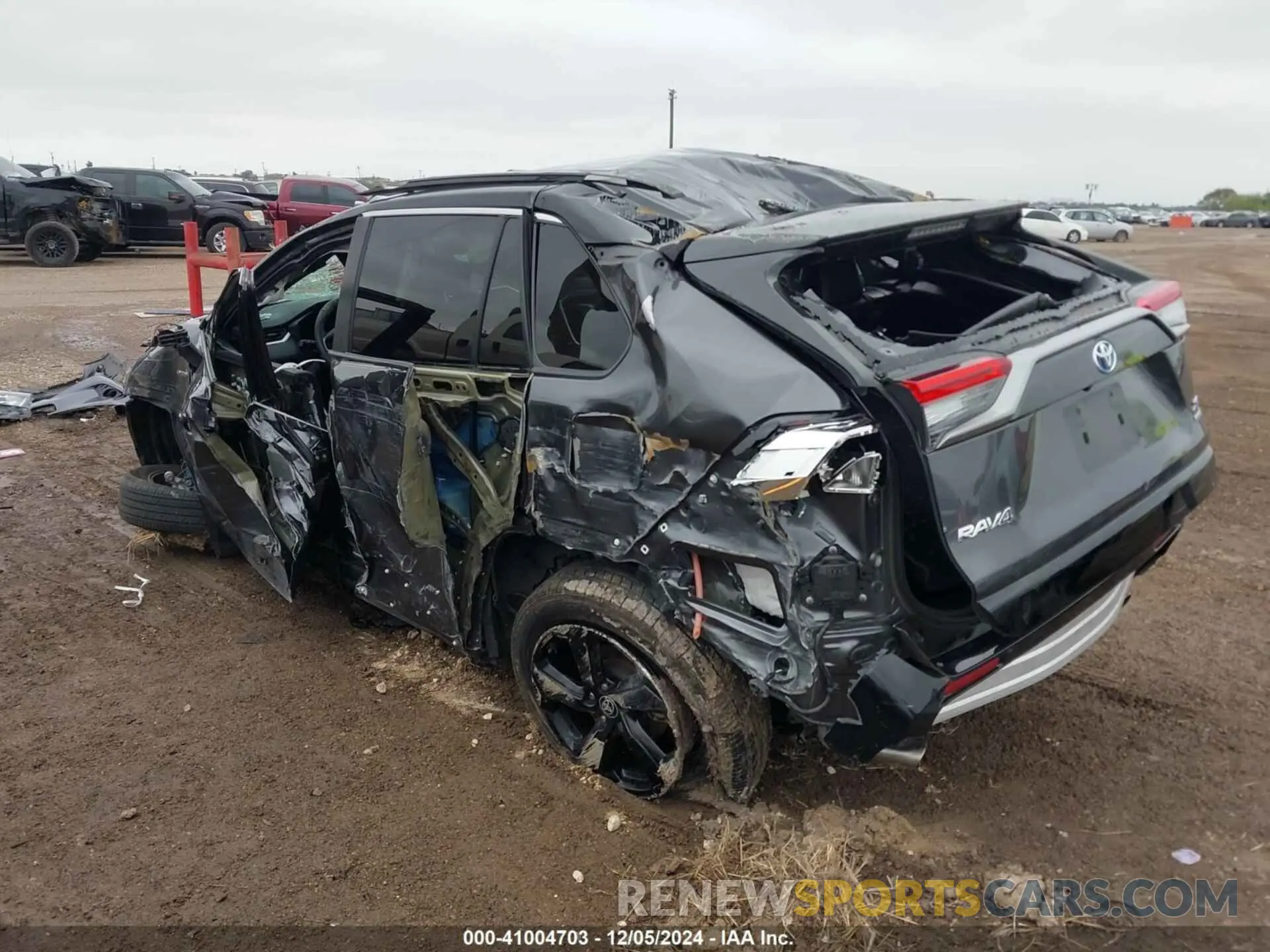 3 Photograph of a damaged car 4T3E6RFV7MU064324 TOYOTA RAV4 HYBRID 2021