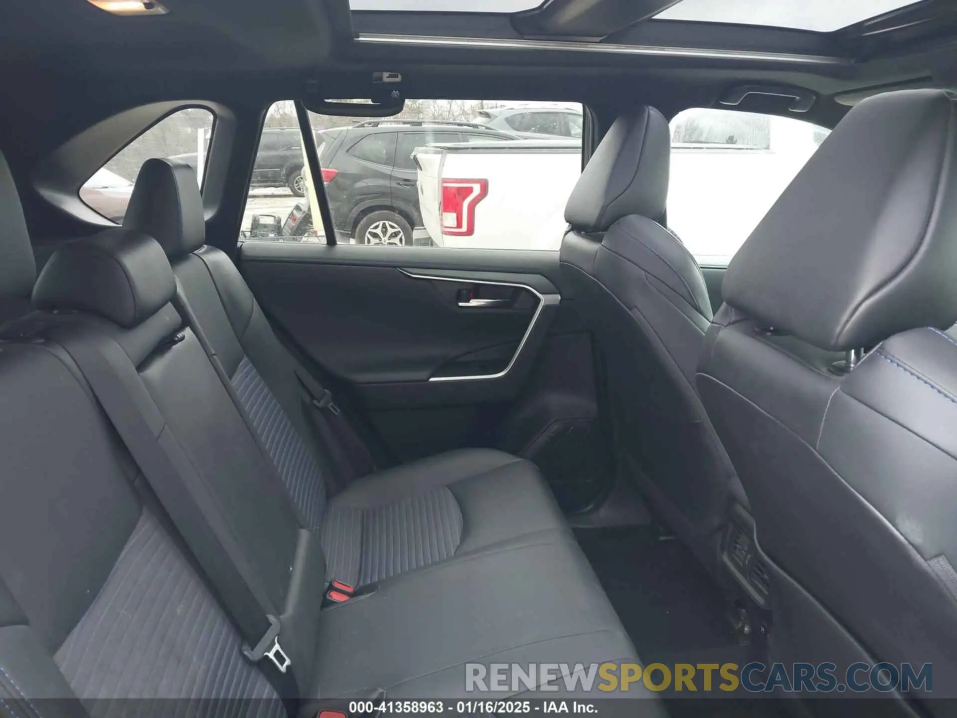 8 Photograph of a damaged car 4T3E6RFVXMU032368 TOYOTA RAV4 HYBRID 2021