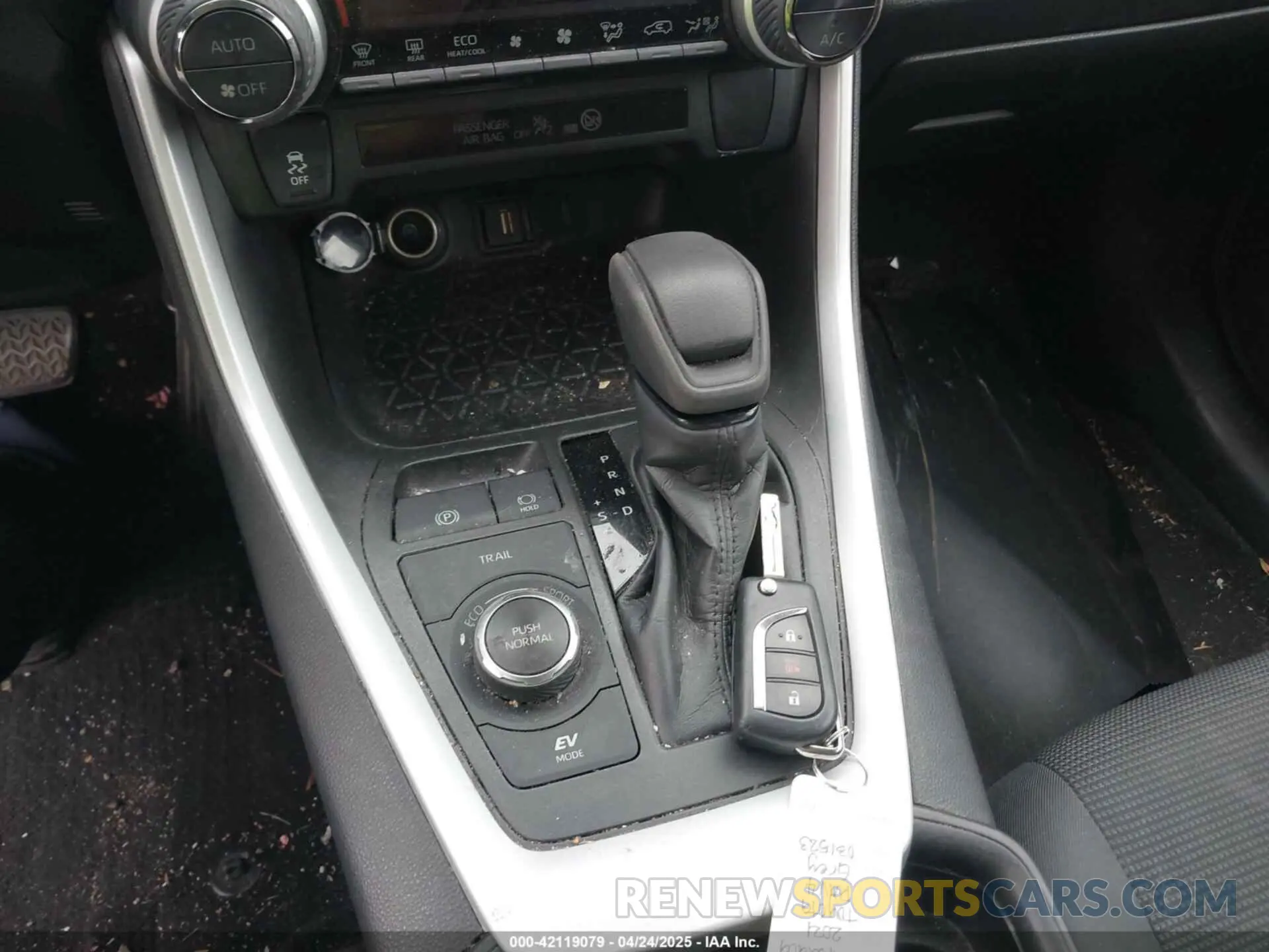 11 Фотография поврежденного автомобиля 4T3L6RFV3MU031523 TOYOTA RAV4 HYBRID 2021