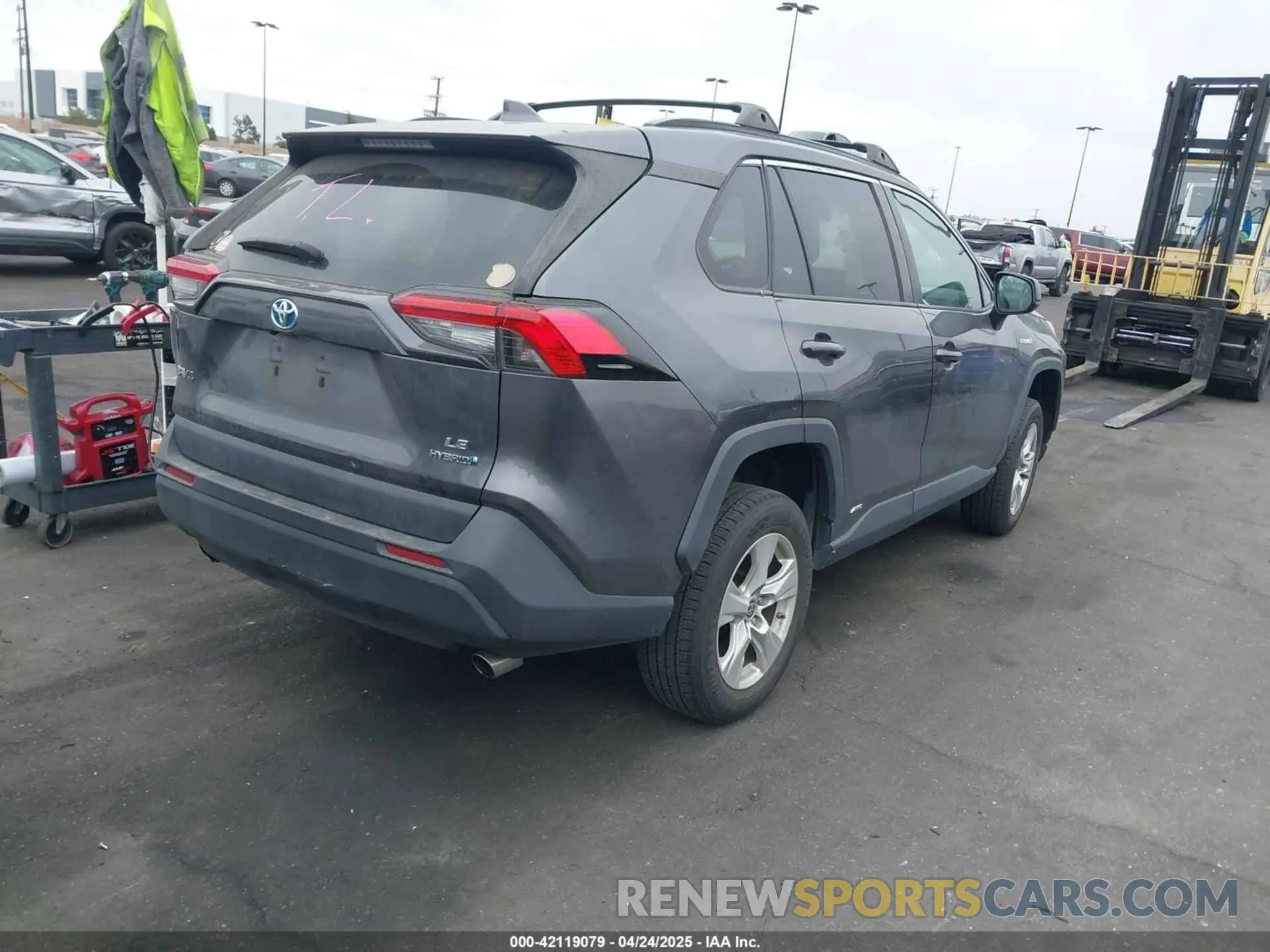 4 Фотография поврежденного автомобиля 4T3L6RFV3MU031523 TOYOTA RAV4 HYBRID 2021