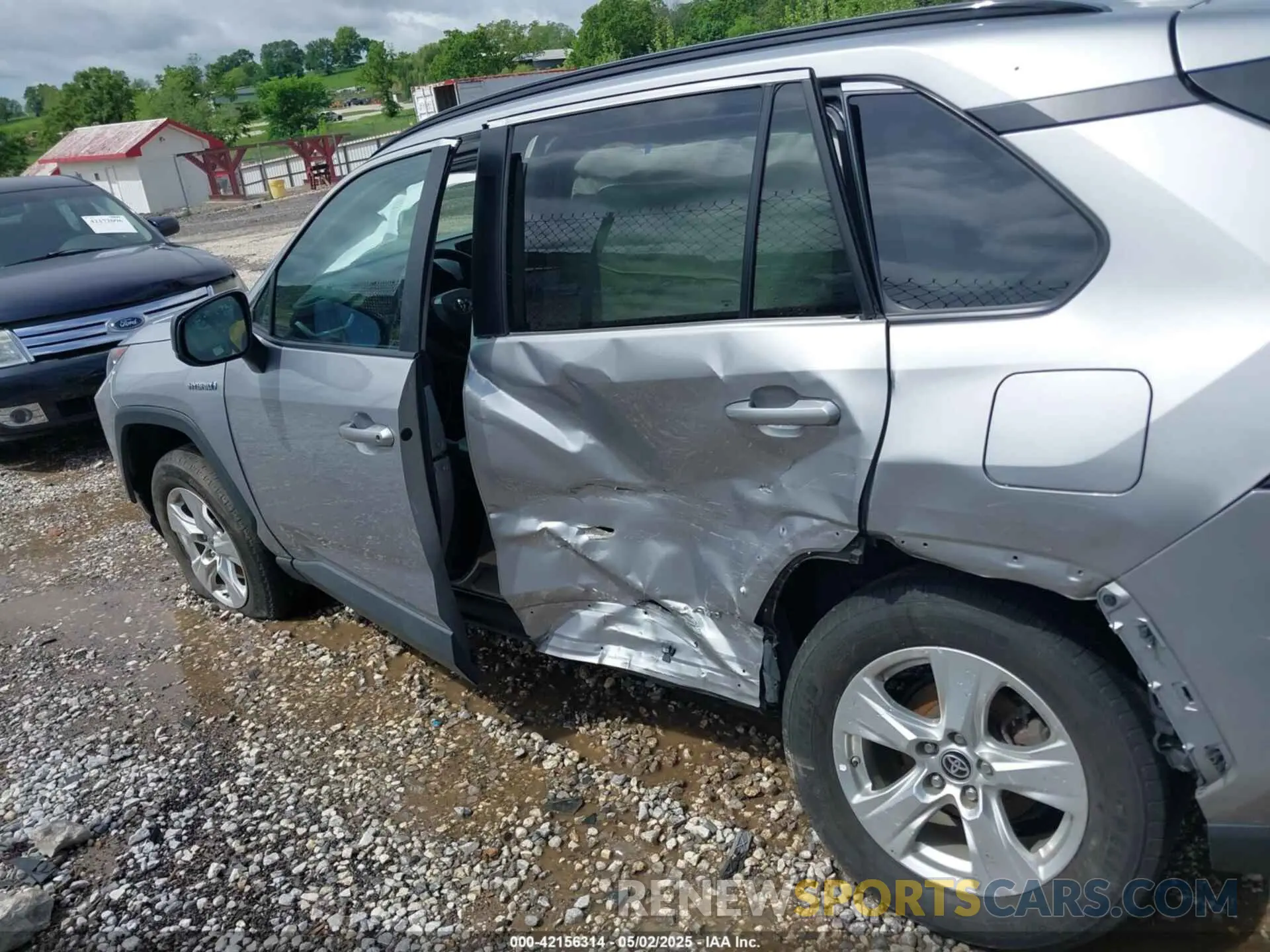 14 Photograph of a damaged car 4T3LWRFV1MU039779 TOYOTA RAV4 HYBRID 2021