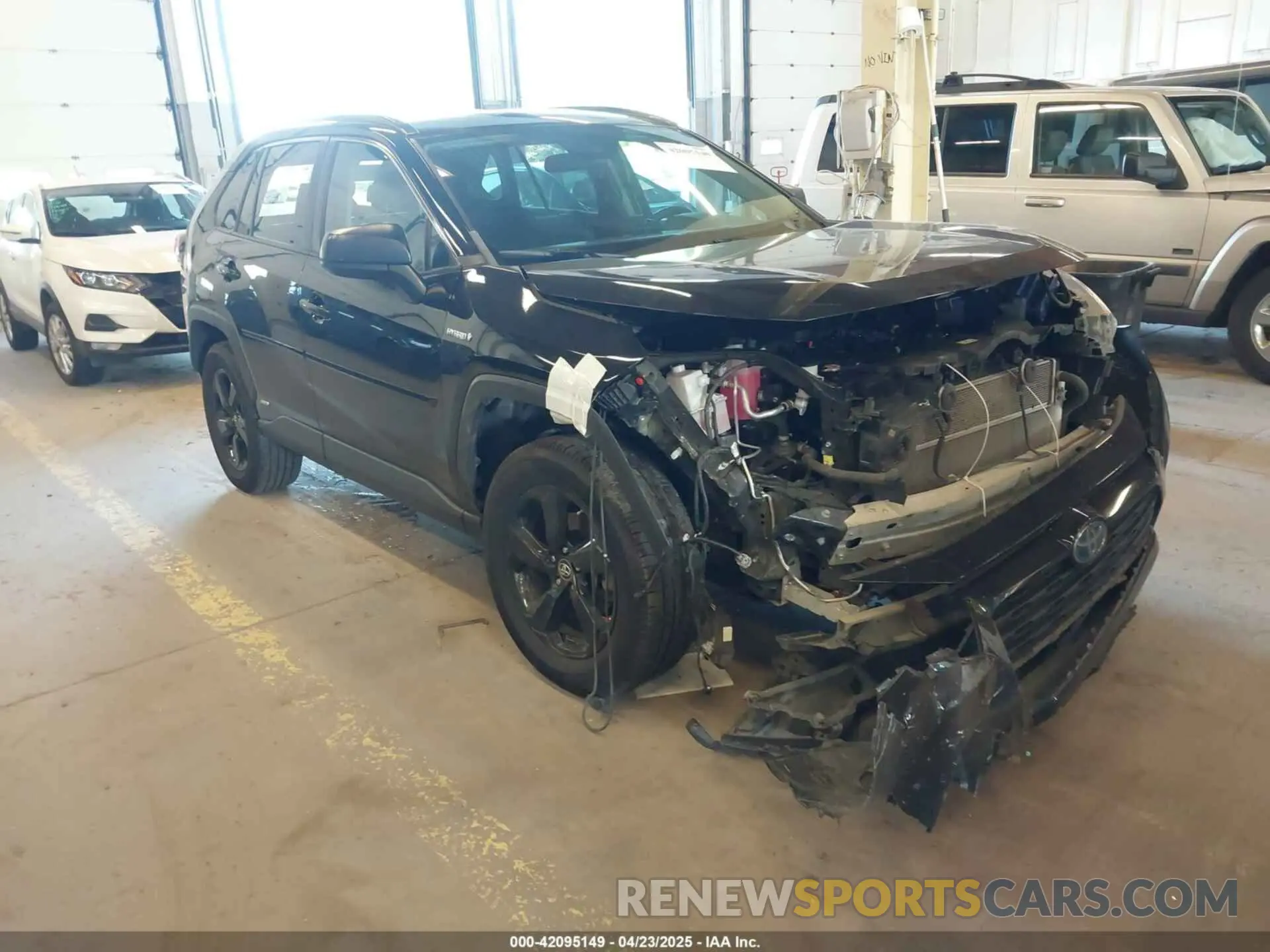 1 Photograph of a damaged car 4T3LWRFV7MU021741 TOYOTA RAV4 HYBRID 2021