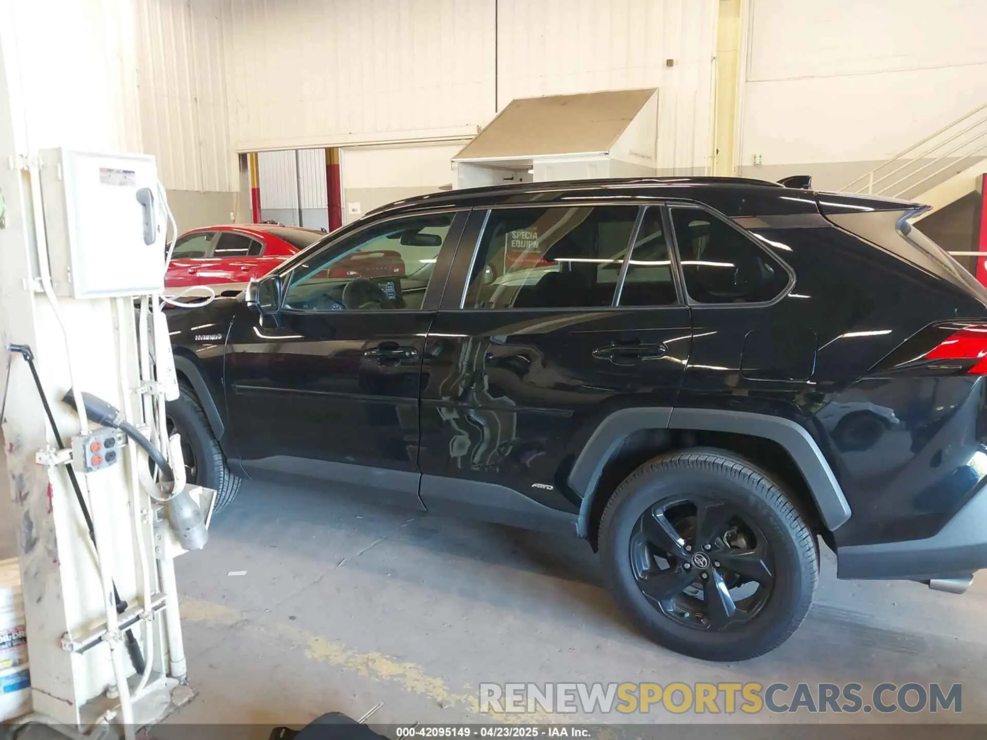 15 Photograph of a damaged car 4T3LWRFV7MU021741 TOYOTA RAV4 HYBRID 2021
