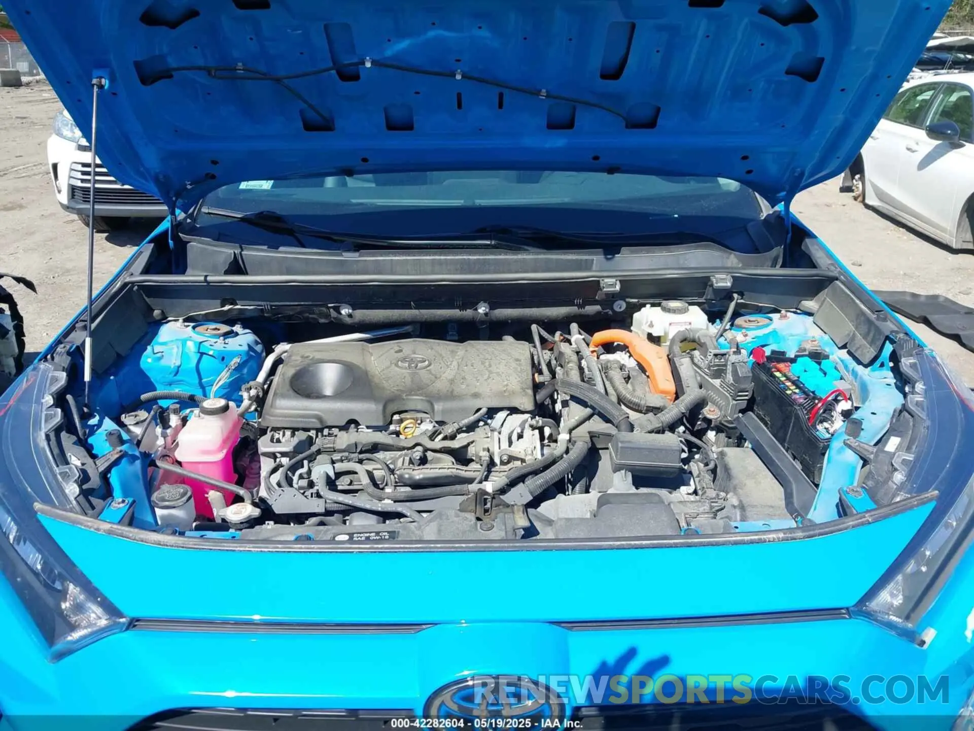 10 Photograph of a damaged car 4T3M6RFV1MU018418 TOYOTA RAV4 HYBRID 2021
