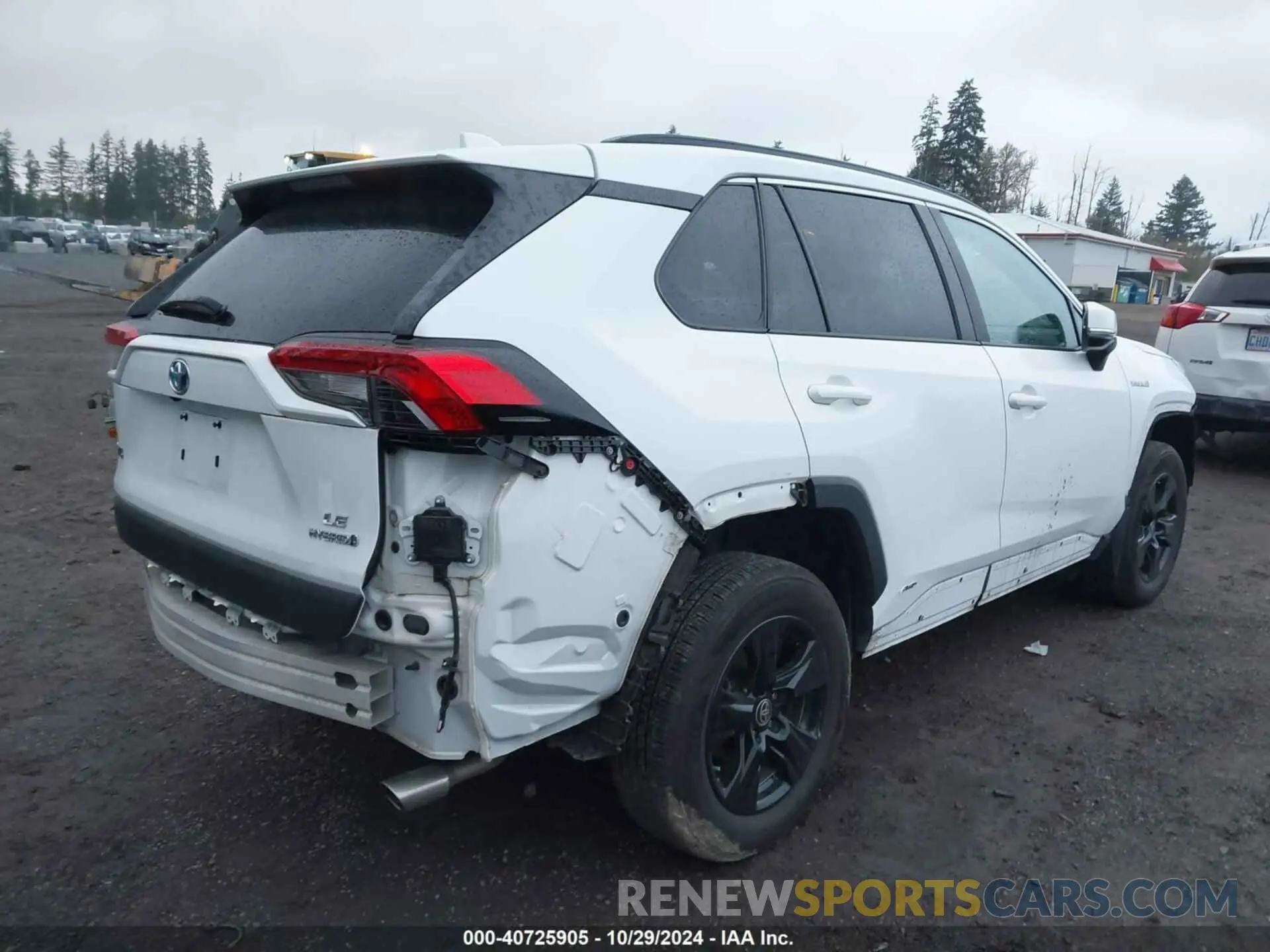 4 Photograph of a damaged car 4T3MWRFV3MU017772 TOYOTA RAV4 HYBRID 2021
