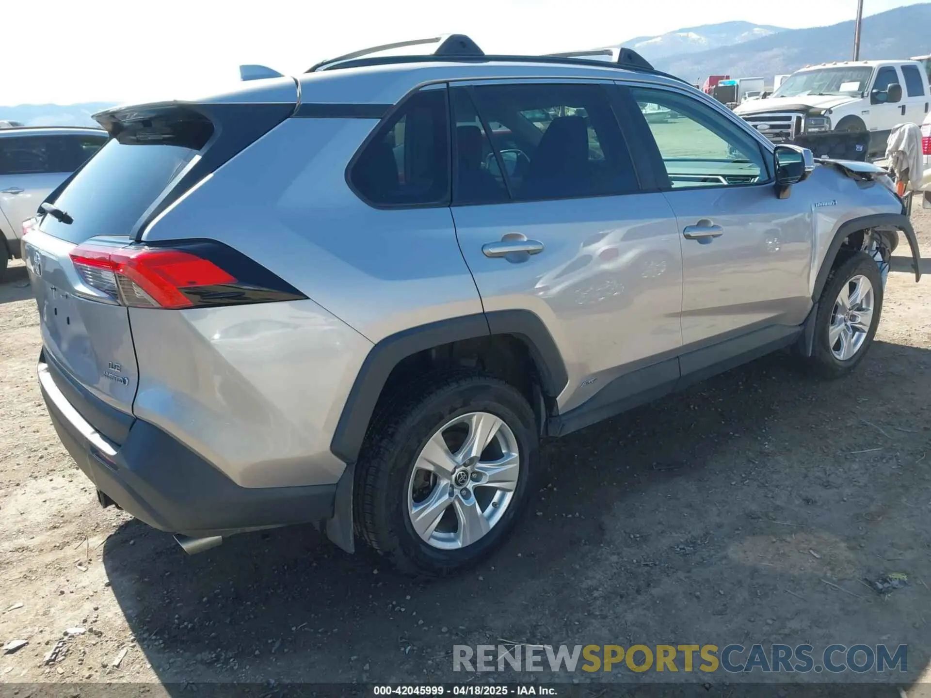 4 Фотография поврежденного автомобиля 4T3MWRFV4MU032538 TOYOTA RAV4 HYBRID 2021