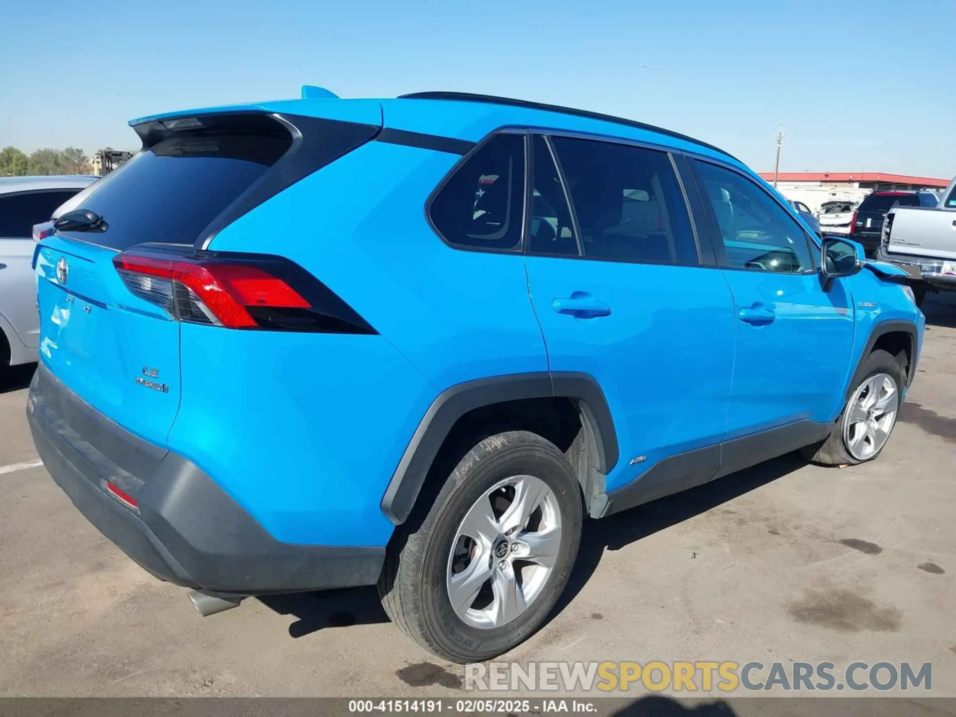 4 Photograph of a damaged car 4T3MWRFVXMU023035 TOYOTA RAV4 HYBRID 2021