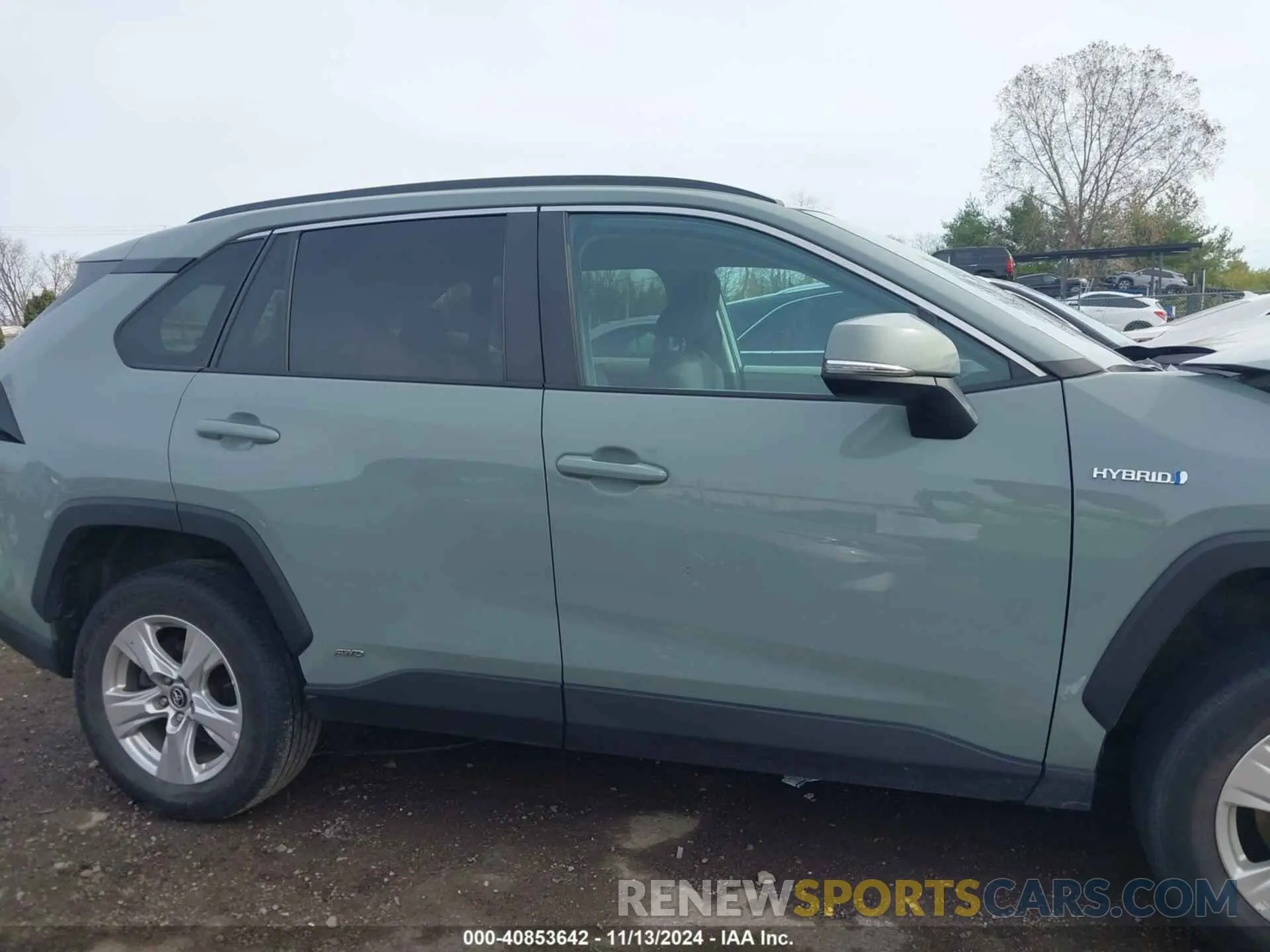 13 Photograph of a damaged car 4T3R6RFV1MU015413 TOYOTA RAV4 HYBRID 2021