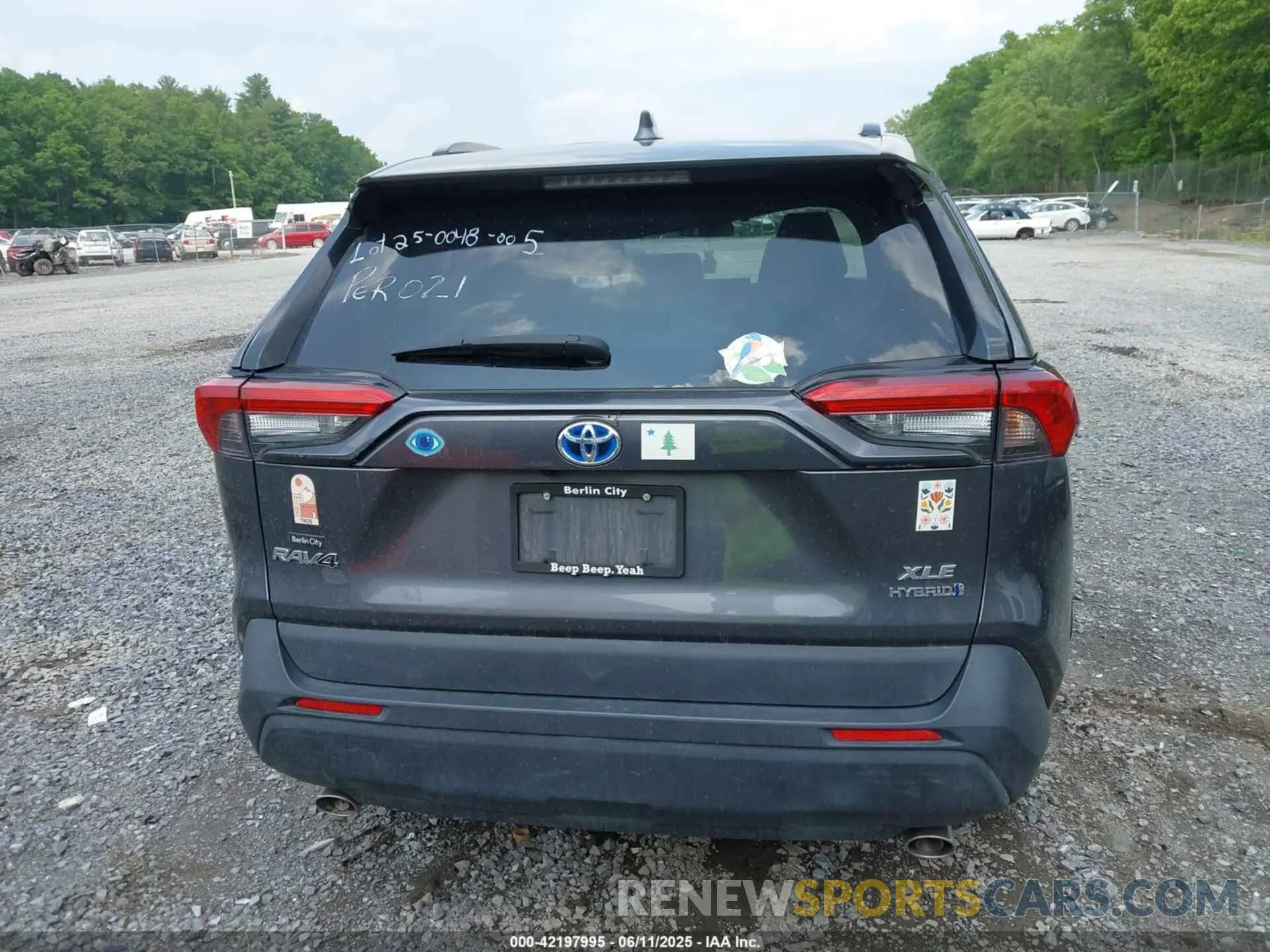 15 Photograph of a damaged car 4T3R6RFV1MU016271 TOYOTA RAV4 HYBRID 2021