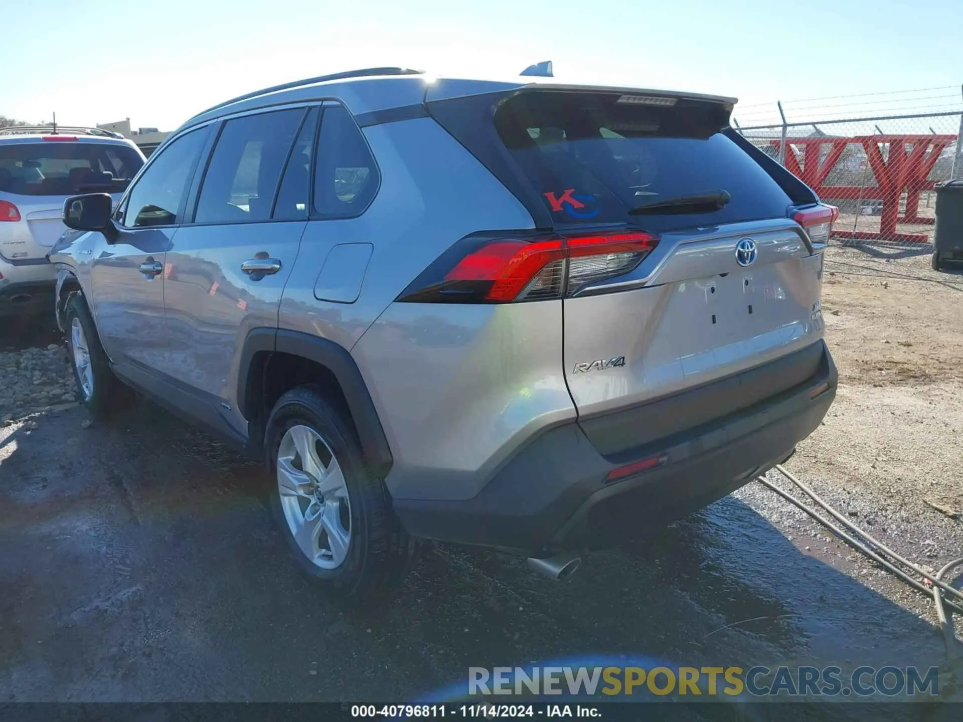 3 Фотография поврежденного автомобиля 4T3R6RFV2MU015842 TOYOTA RAV4 HYBRID 2021