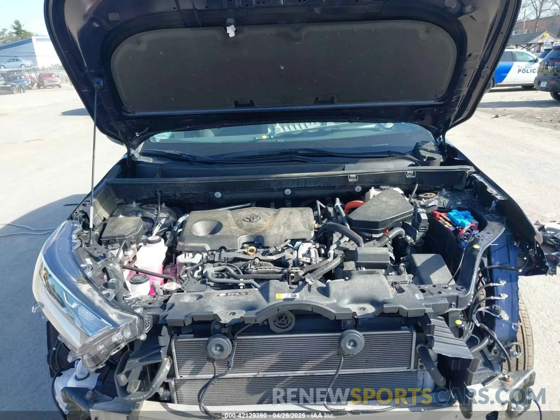 10 Photograph of a damaged car 4T3R6RFV2MU018403 TOYOTA RAV4 HYBRID 2021