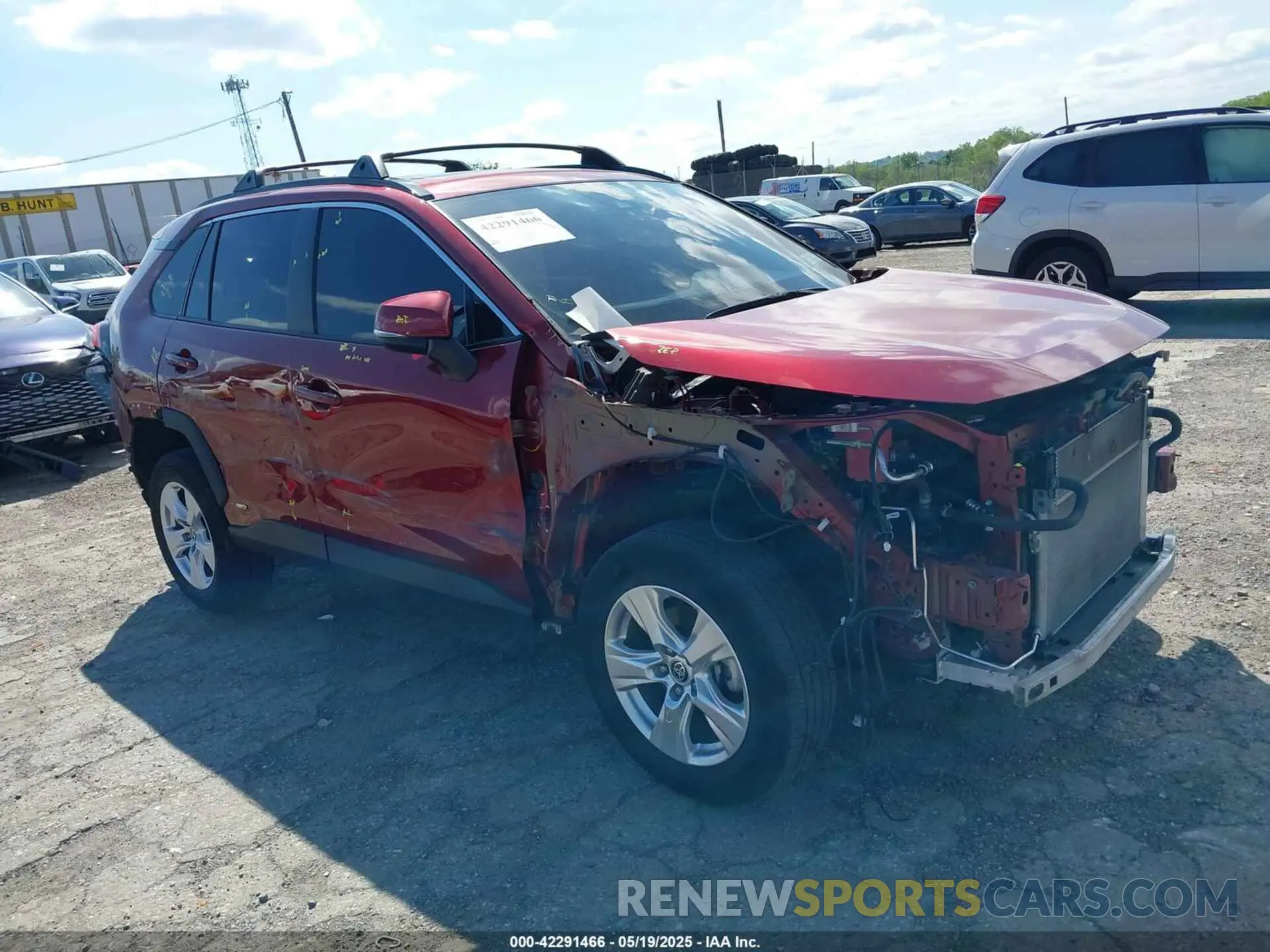 1 Photograph of a damaged car 4T3RWRFV0MU038715 TOYOTA RAV4 HYBRID 2021