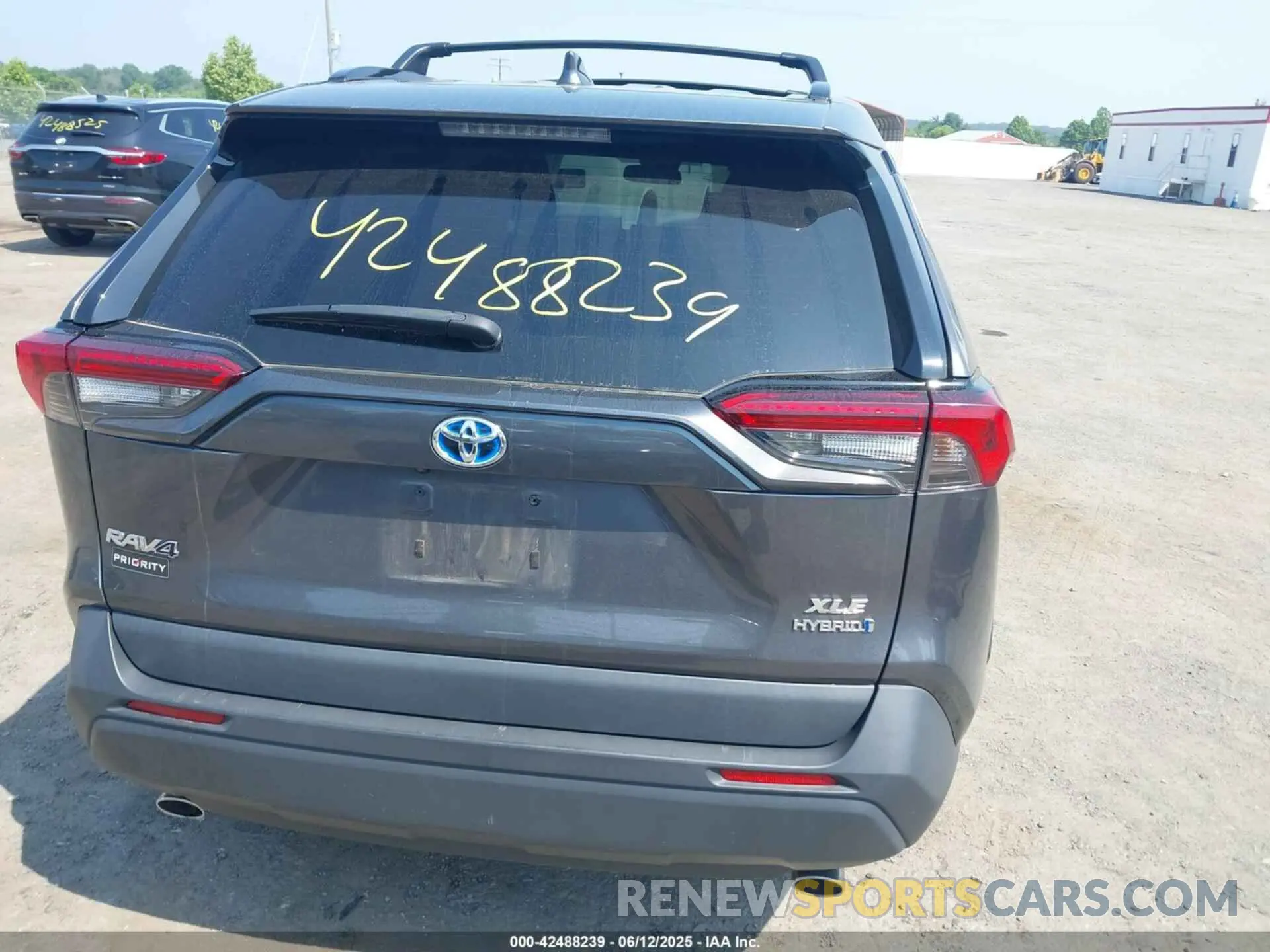 16 Photograph of a damaged car 4T3RWRFV1MU027125 TOYOTA RAV4 HYBRID 2021