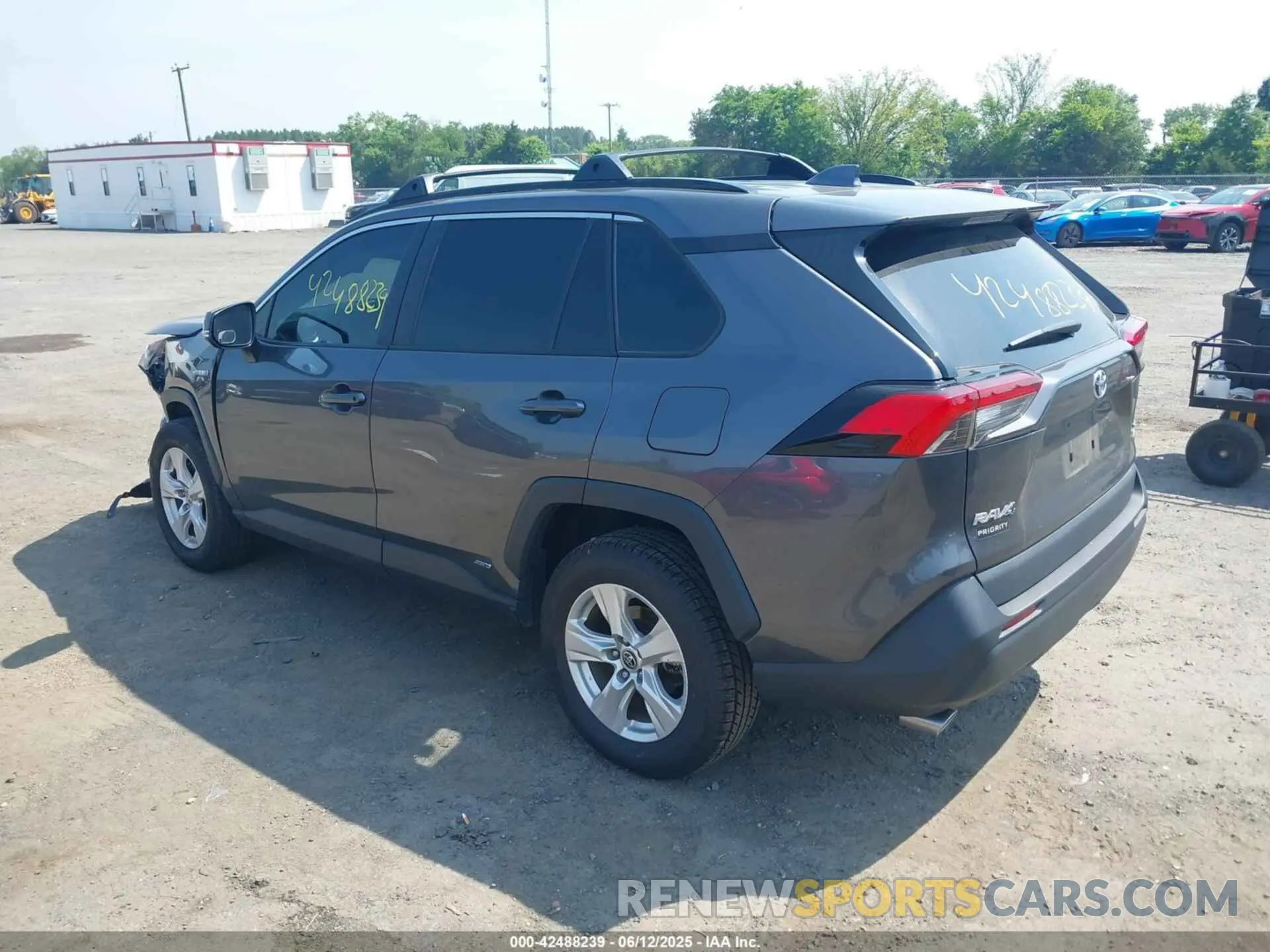 3 Photograph of a damaged car 4T3RWRFV1MU027125 TOYOTA RAV4 HYBRID 2021