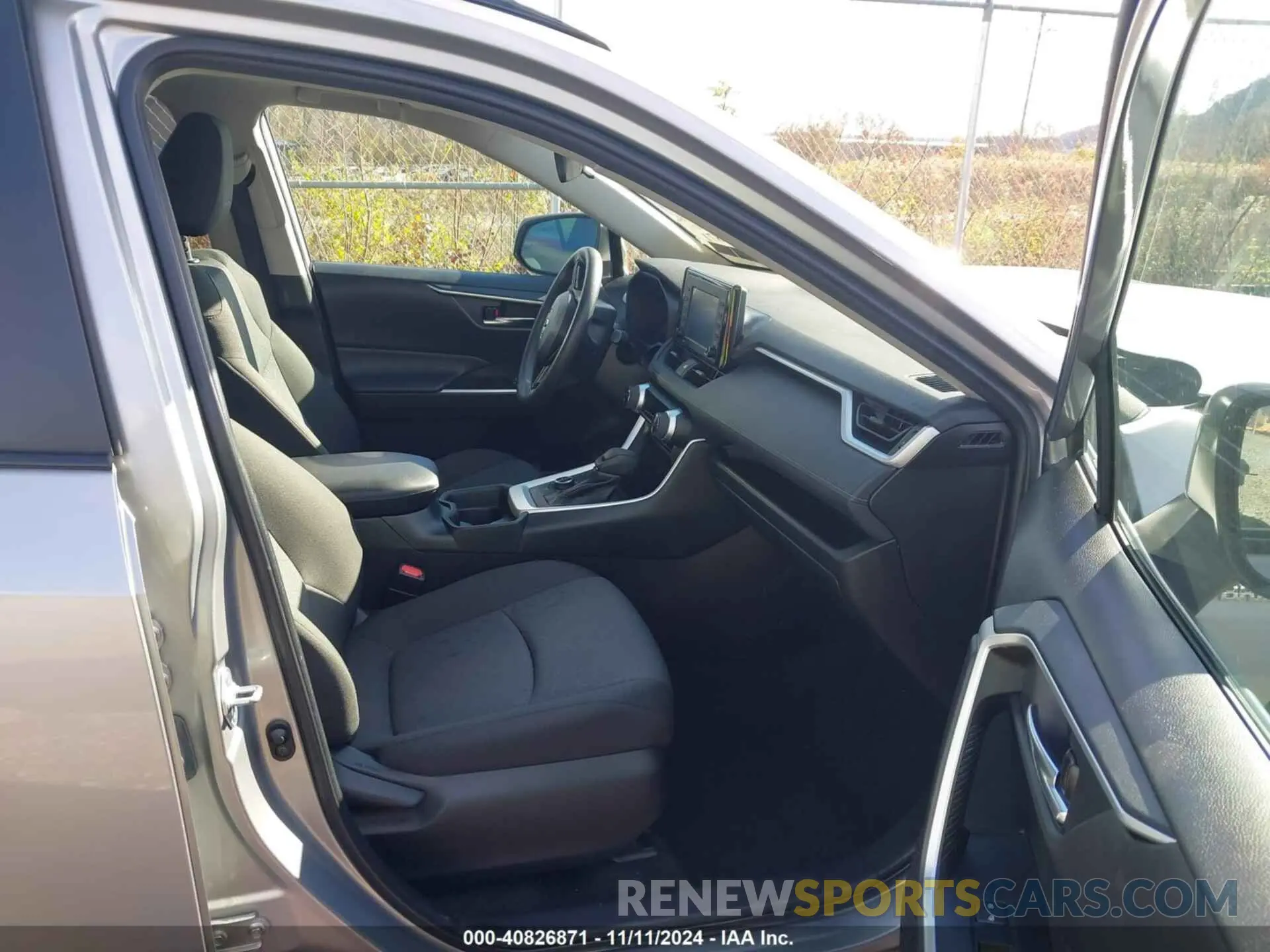 5 Фотография поврежденного автомобиля 4T3RWRFV1MU044605 TOYOTA RAV4 HYBRID 2021