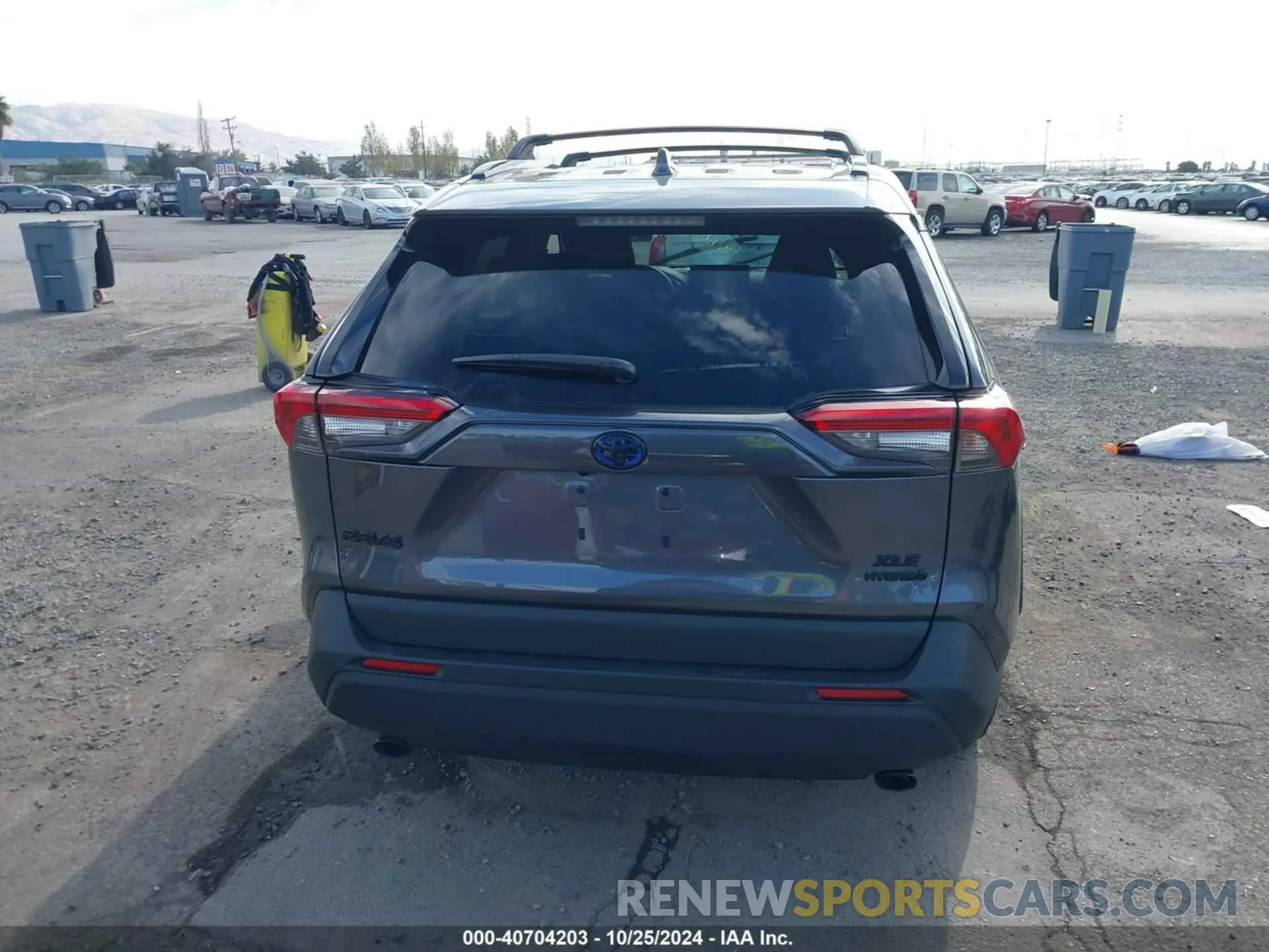17 Photograph of a damaged car 4T3RWRFV2MU032981 TOYOTA RAV4 HYBRID 2021