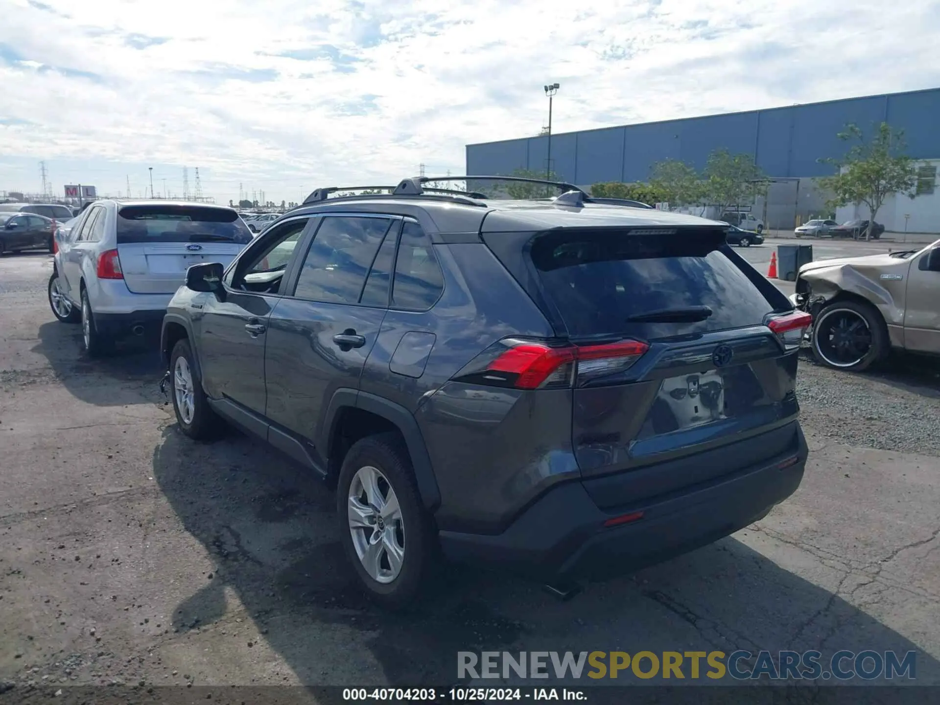3 Photograph of a damaged car 4T3RWRFV2MU032981 TOYOTA RAV4 HYBRID 2021
