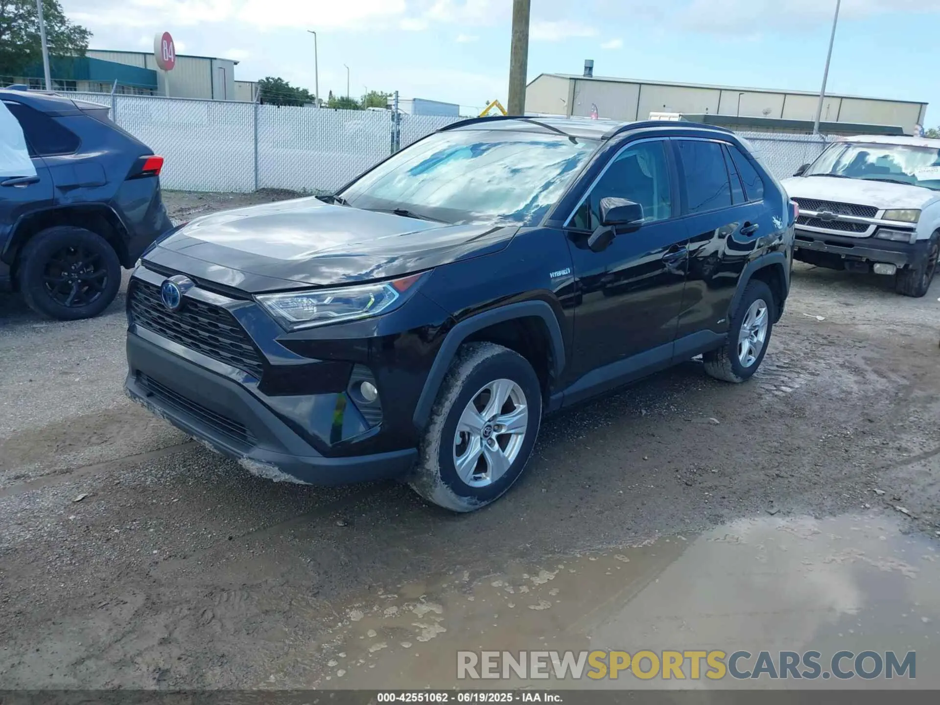 2 Photograph of a damaged car 4T3RWRFV5MU040881 TOYOTA RAV4 HYBRID 2021