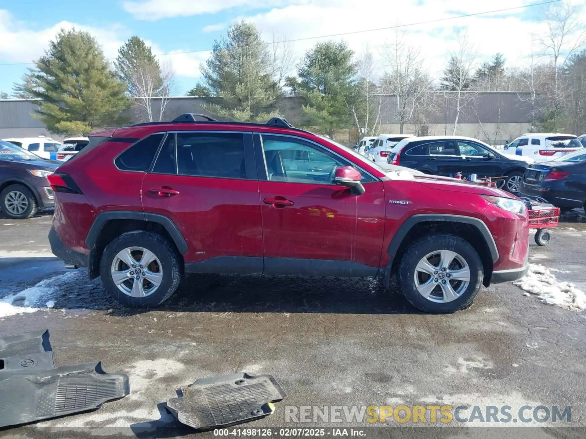 13 Photograph of a damaged car 4T3RWRFV6MU026133 TOYOTA RAV4 HYBRID 2021