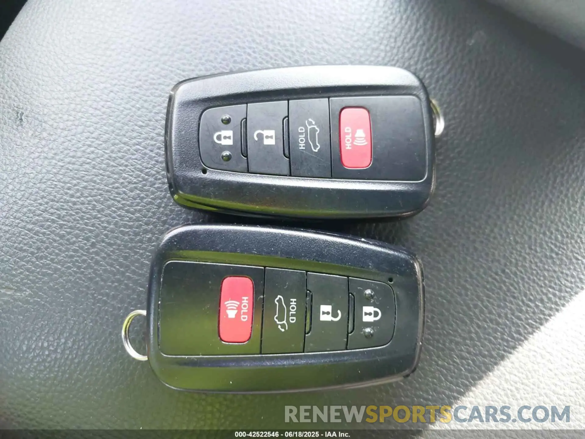 11 Photograph of a damaged car 4T3RWRFV7MU033916 TOYOTA RAV4 HYBRID 2021